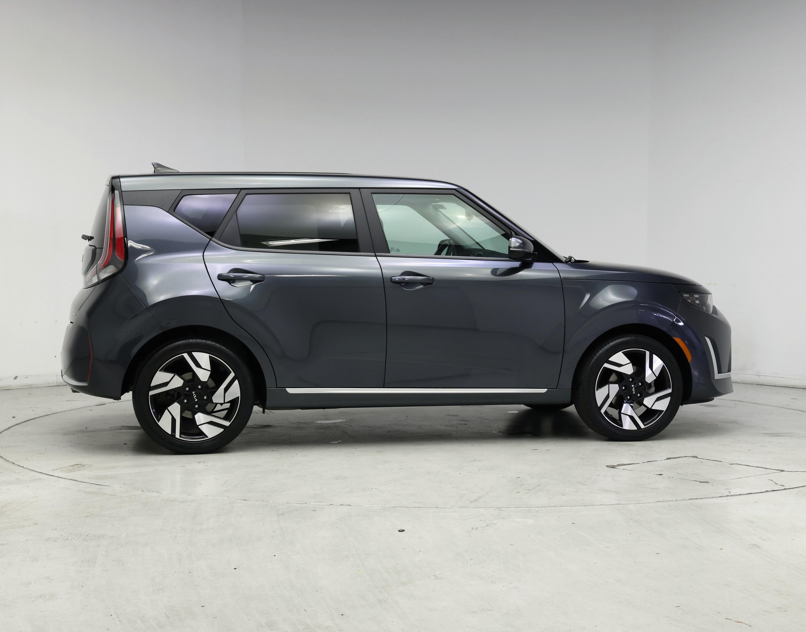 Thumbnail: 2023 Kia Soul - 7