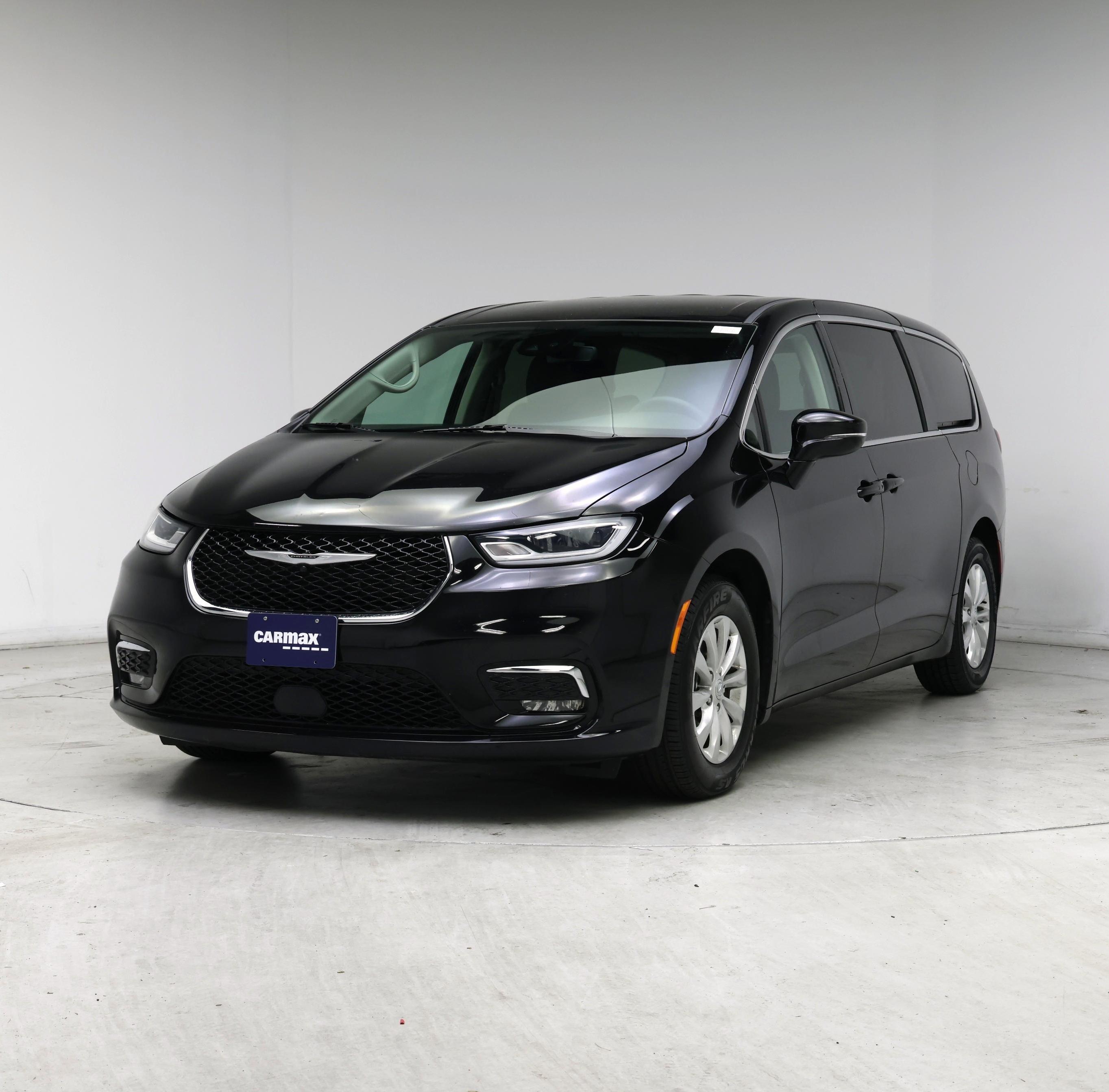 Thumbnail: 2024 Chrysler Pacifica - 4
