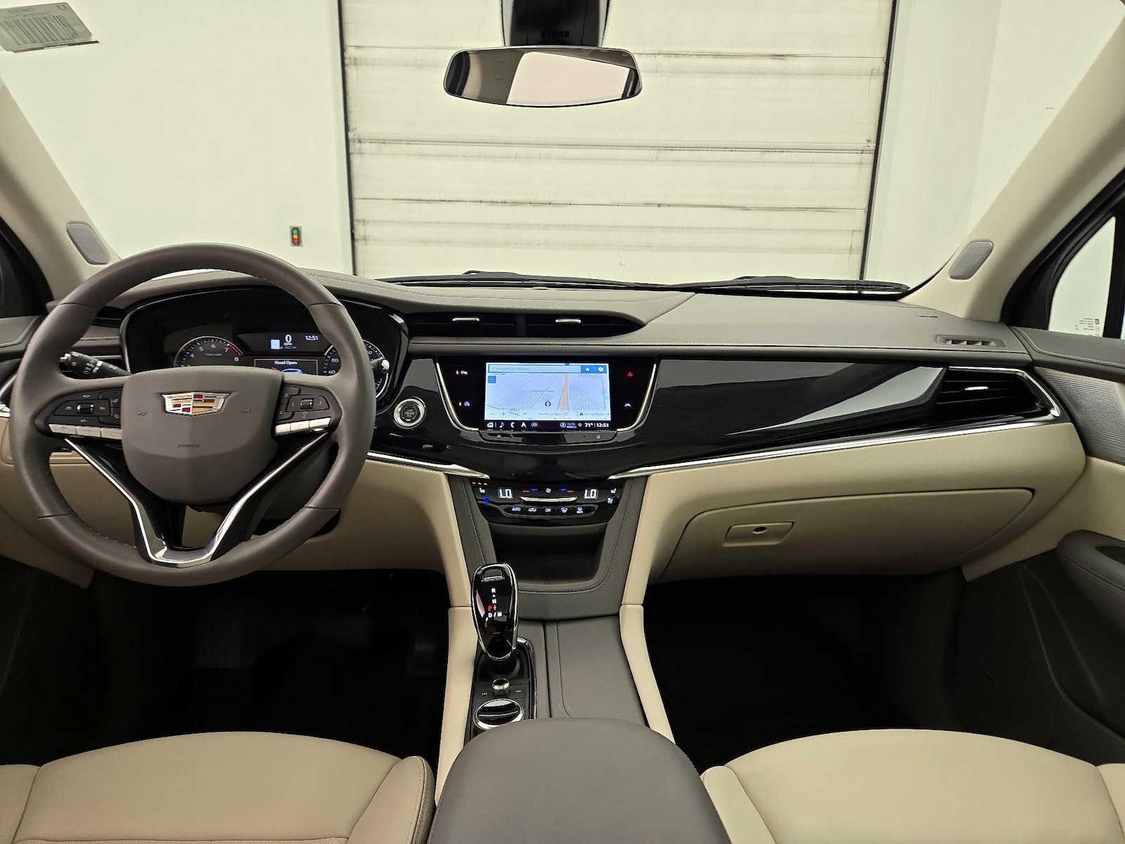 2024 Cadillac XT6 Premium Luxury - Photo 10