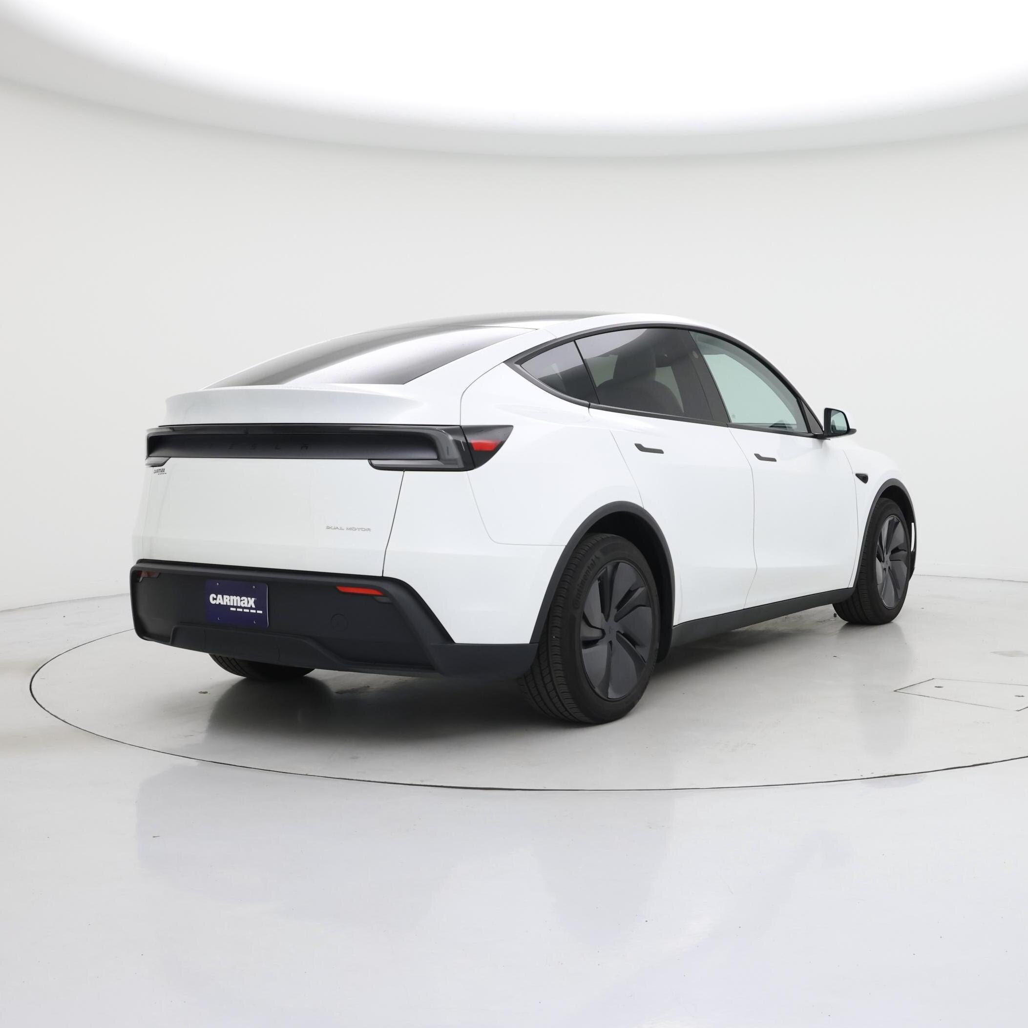 Thumbnail: 2026 Tesla Model Y - 8