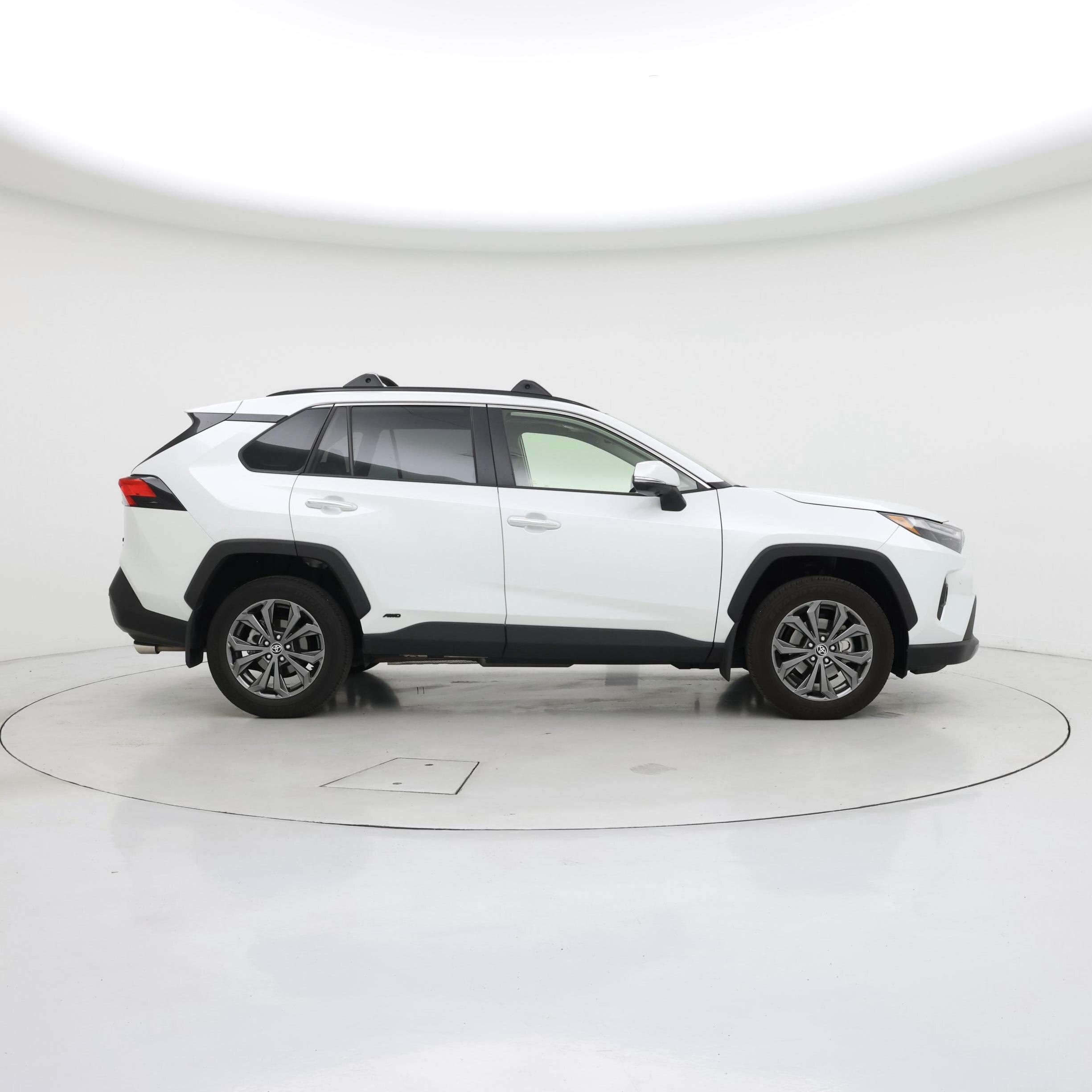 Thumbnail: 2025 Toyota RAV4 - 7