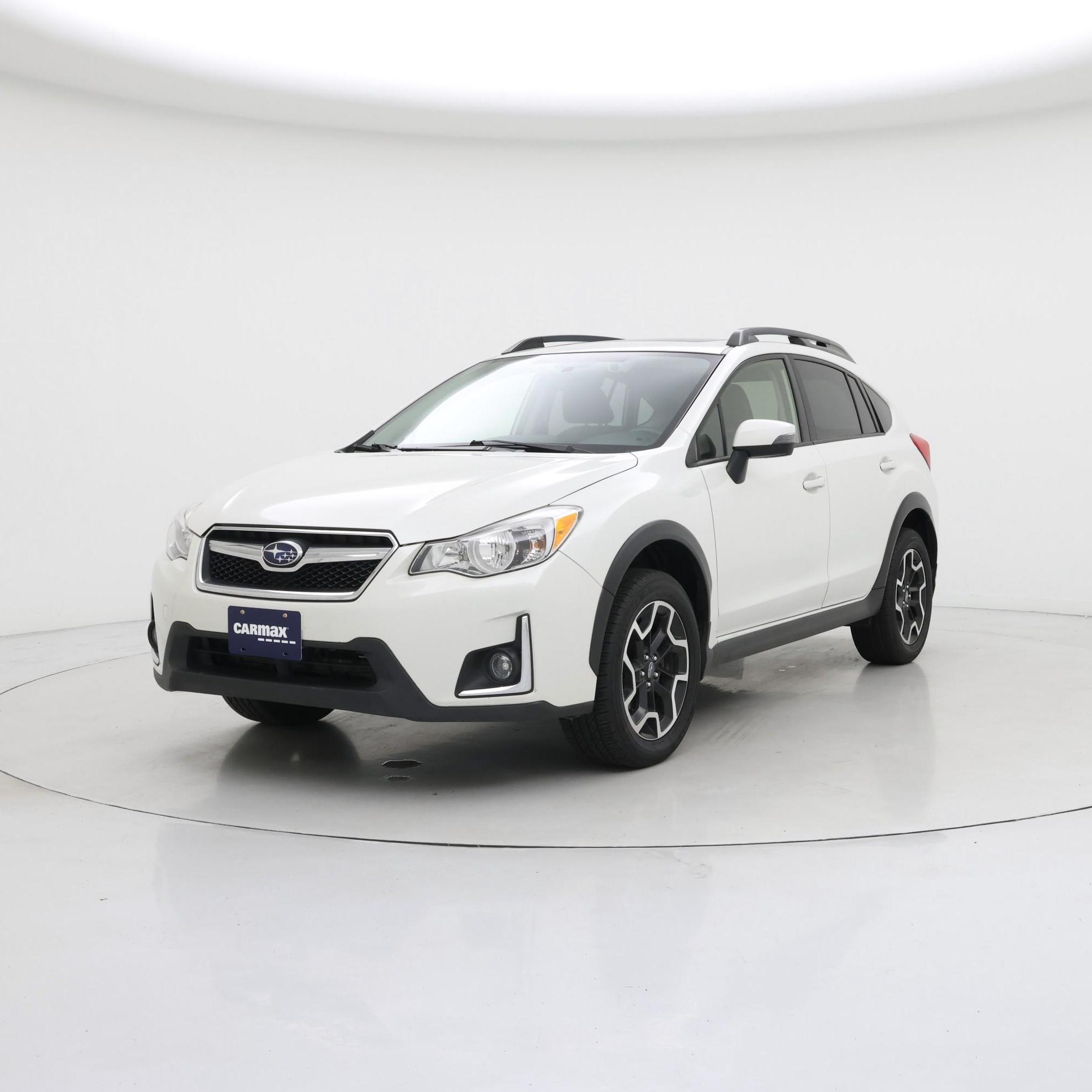 Thumbnail: 2017 Subaru Crosstrek - 4