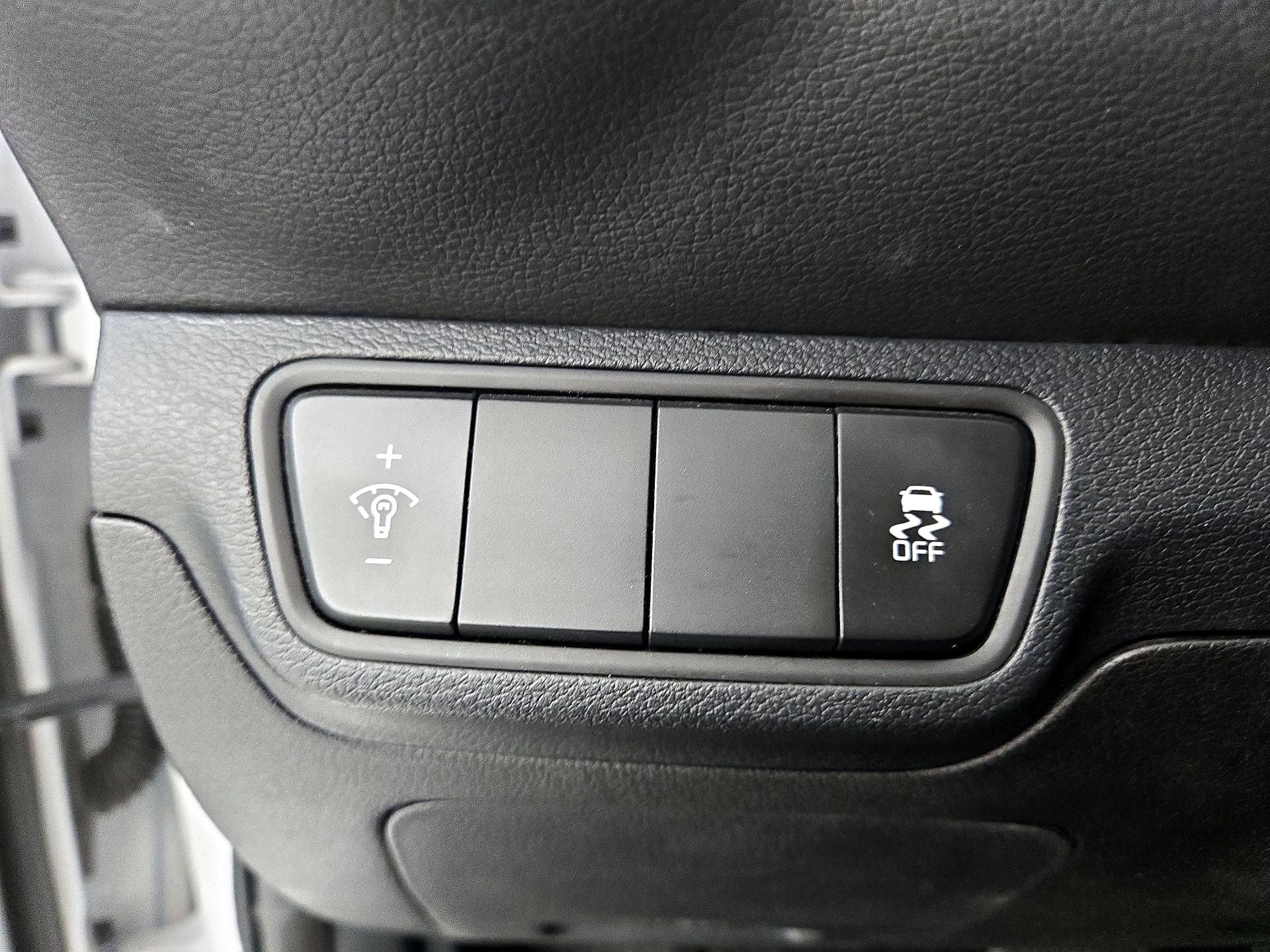 Thumbnail: 2024 Kia Forte - 13