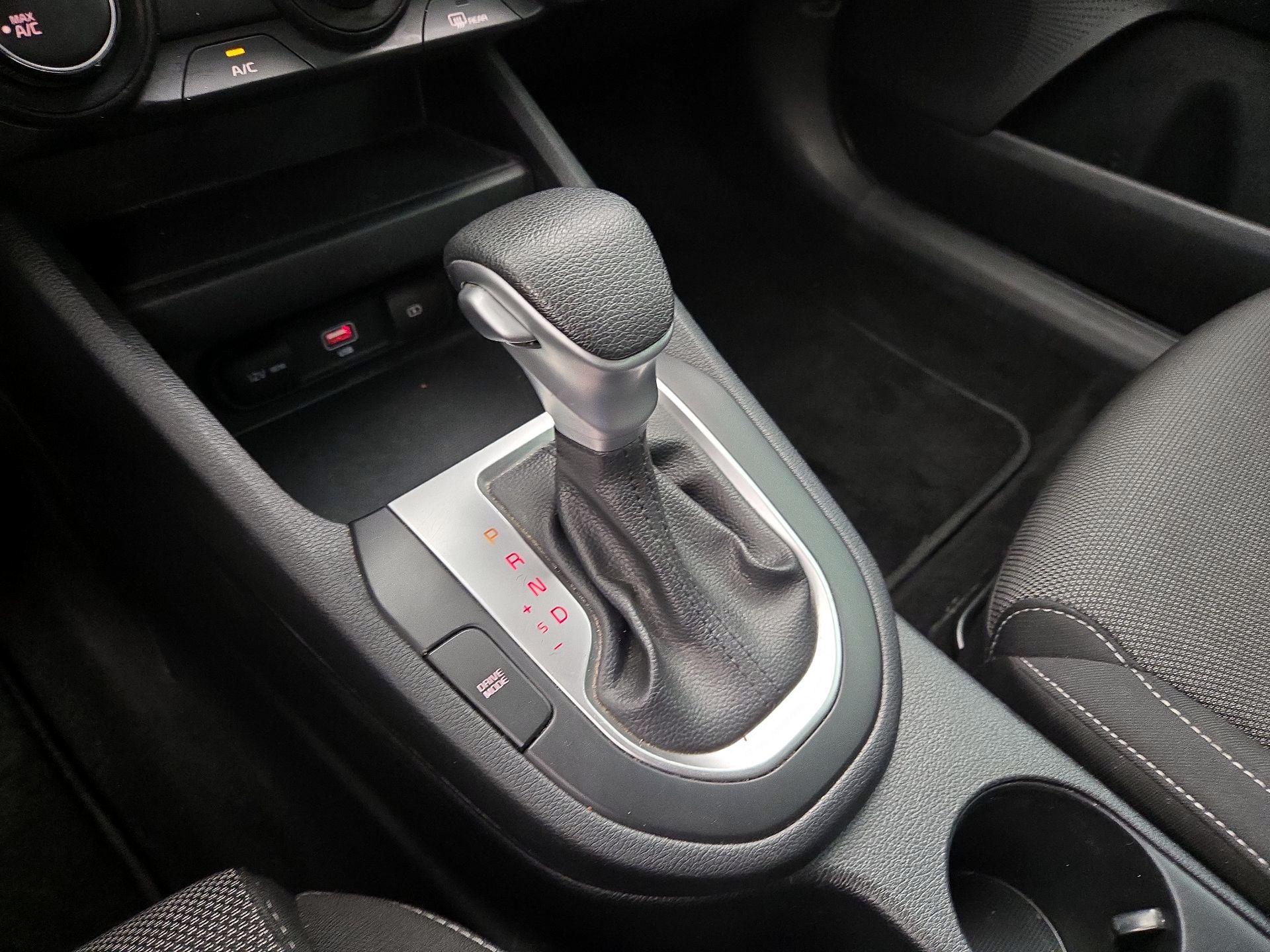 Thumbnail: 2024 Kia Forte - 18