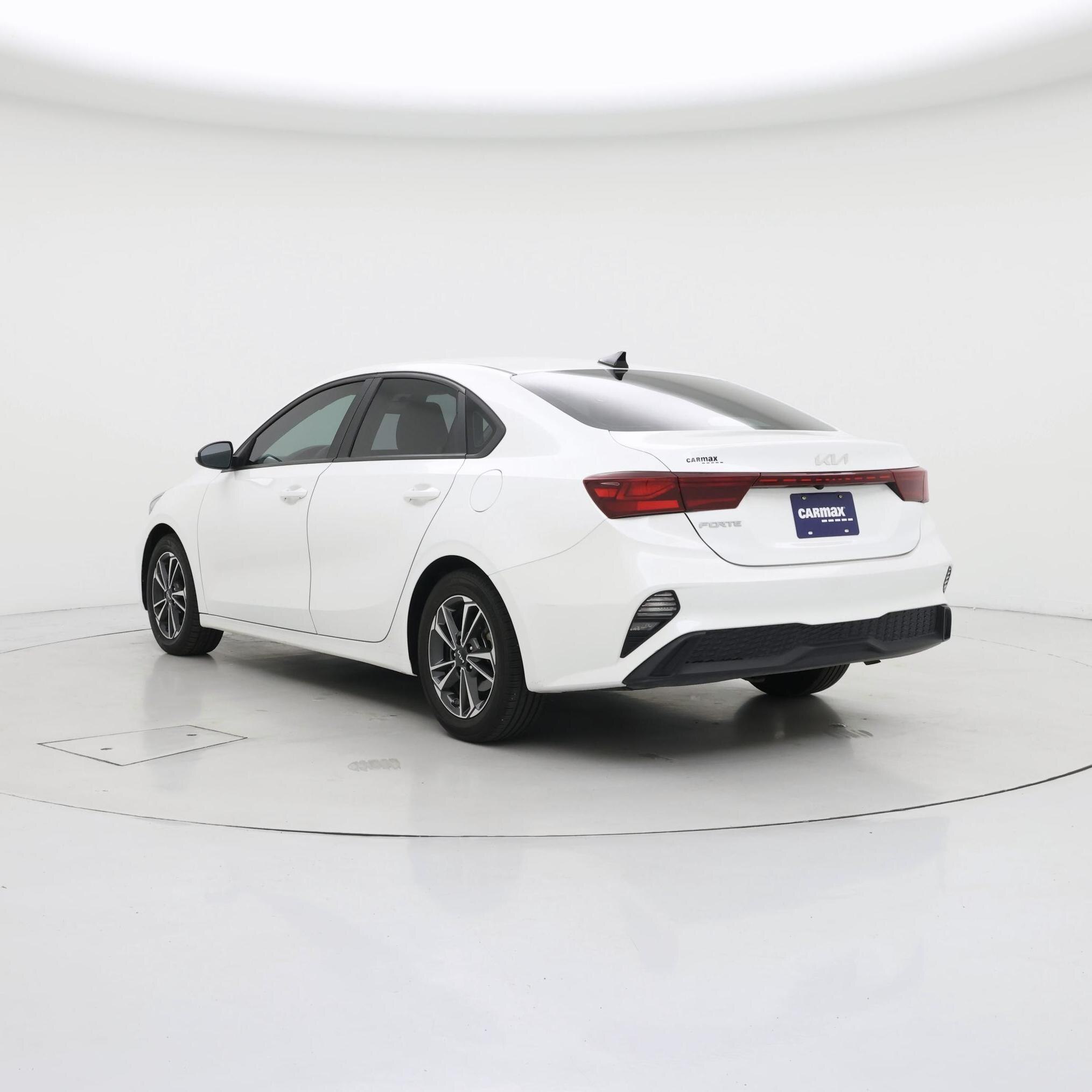 Thumbnail: 2024 Kia Forte - 2