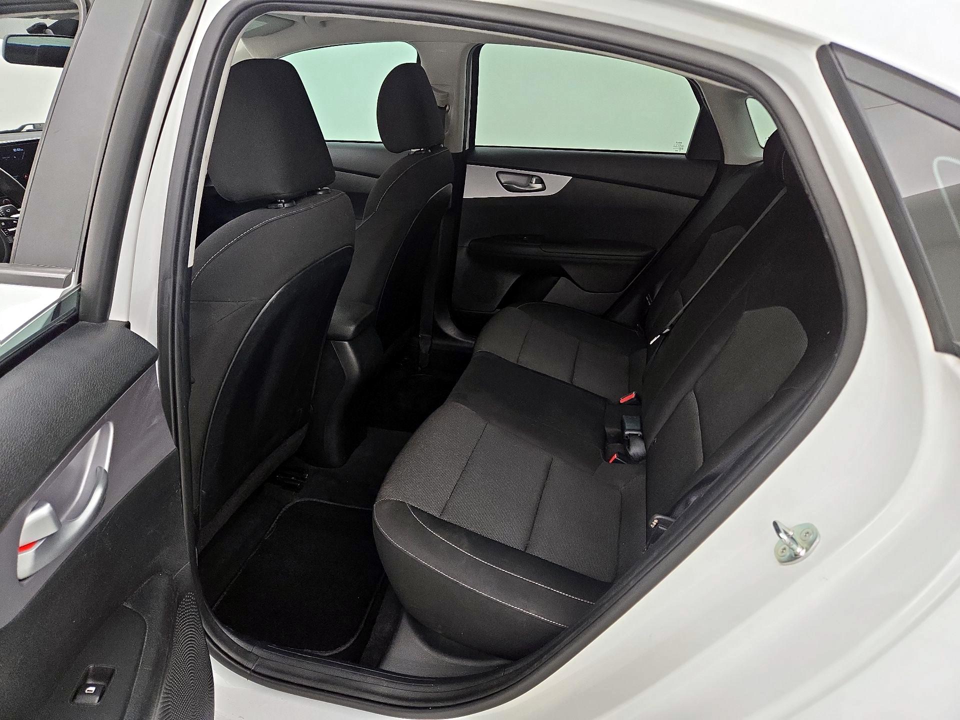 Thumbnail: 2024 Kia Forte - 20