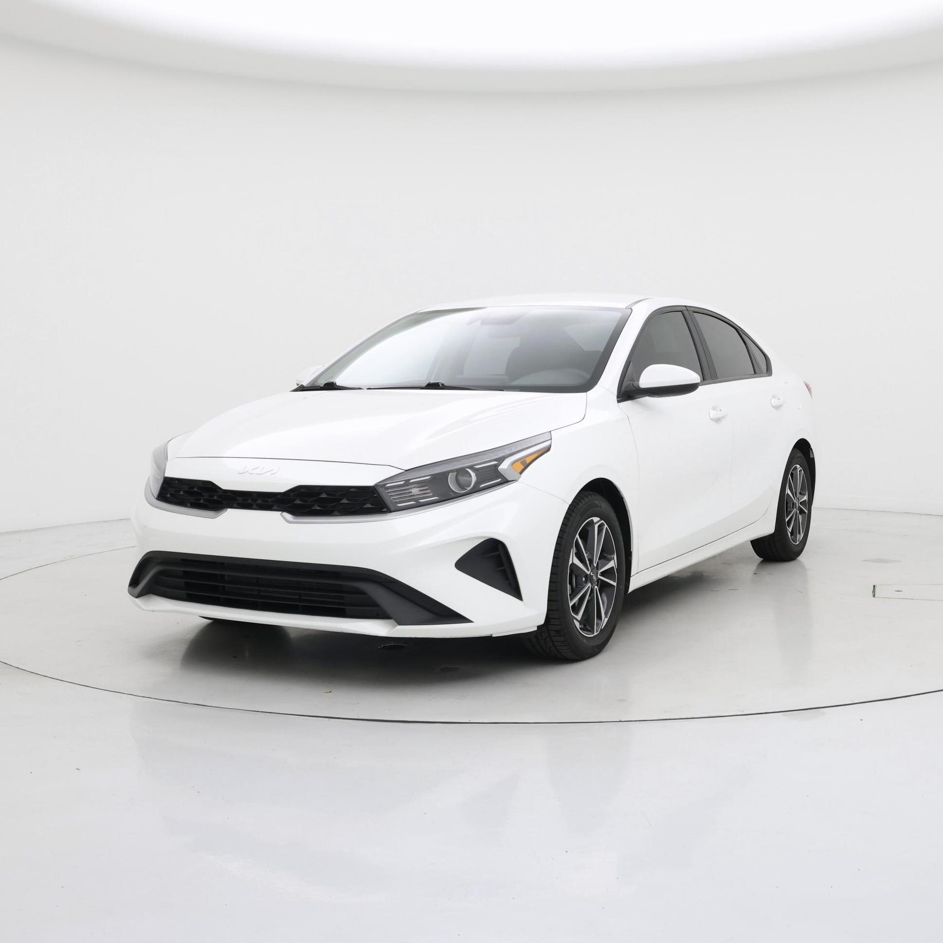 Thumbnail: 2024 Kia Forte - 4
