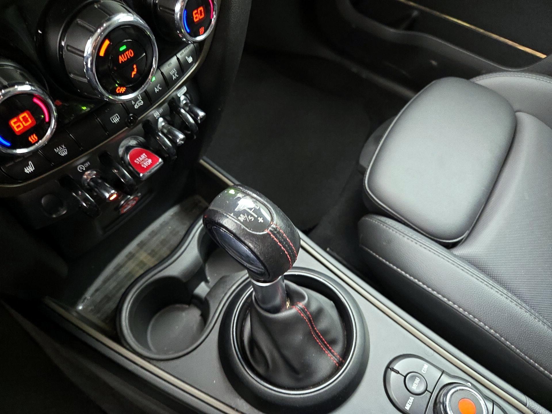 Thumbnail: 2019 MINI Cooper Countryman - 17