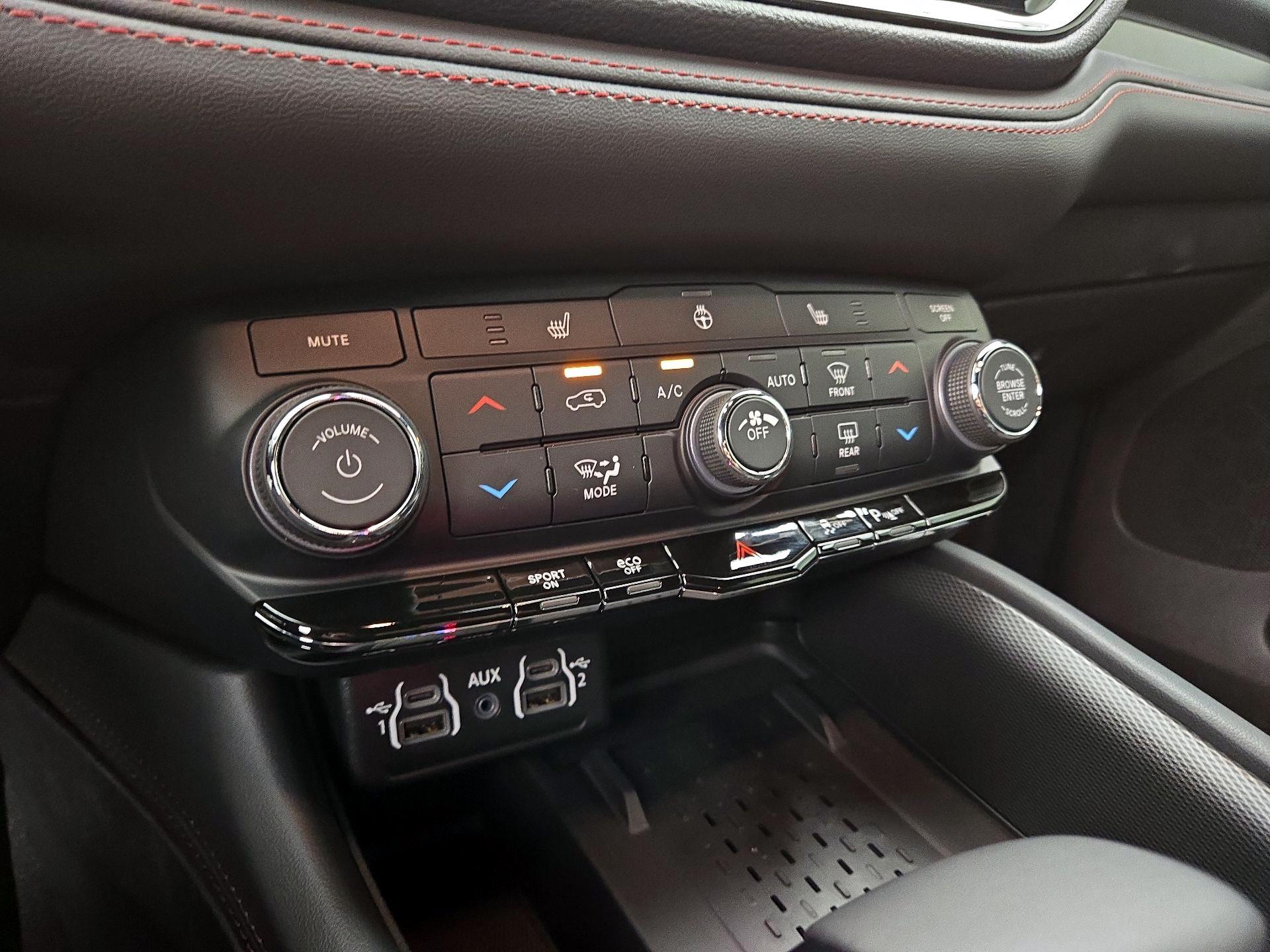 Thumbnail: 2026 Dodge Durango - 17