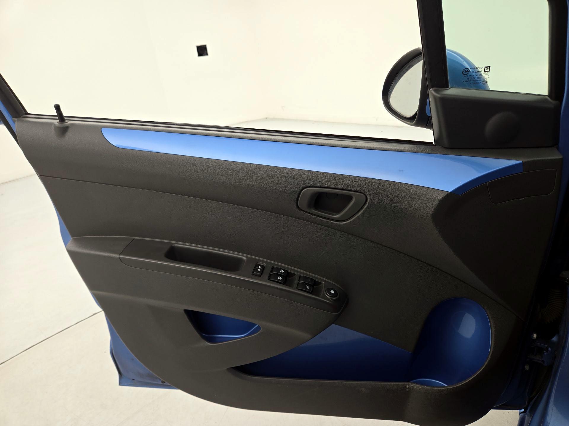 Thumbnail: 2015 Chevrolet Spark - 12