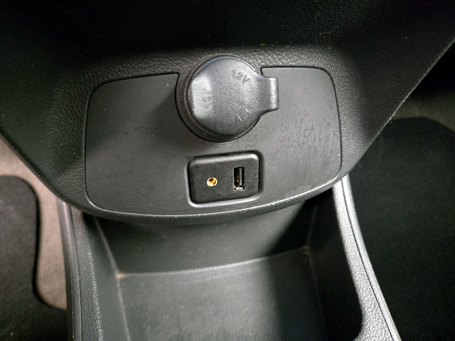 Thumbnail: 2015 Chevrolet Spark - 17