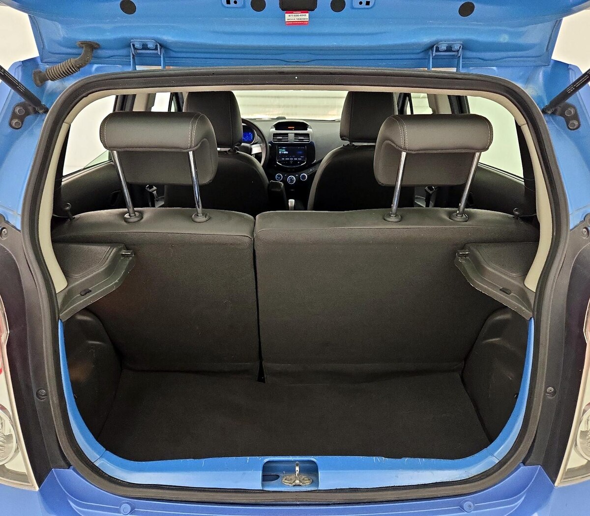 Trunk/Cargo (Seats Up)