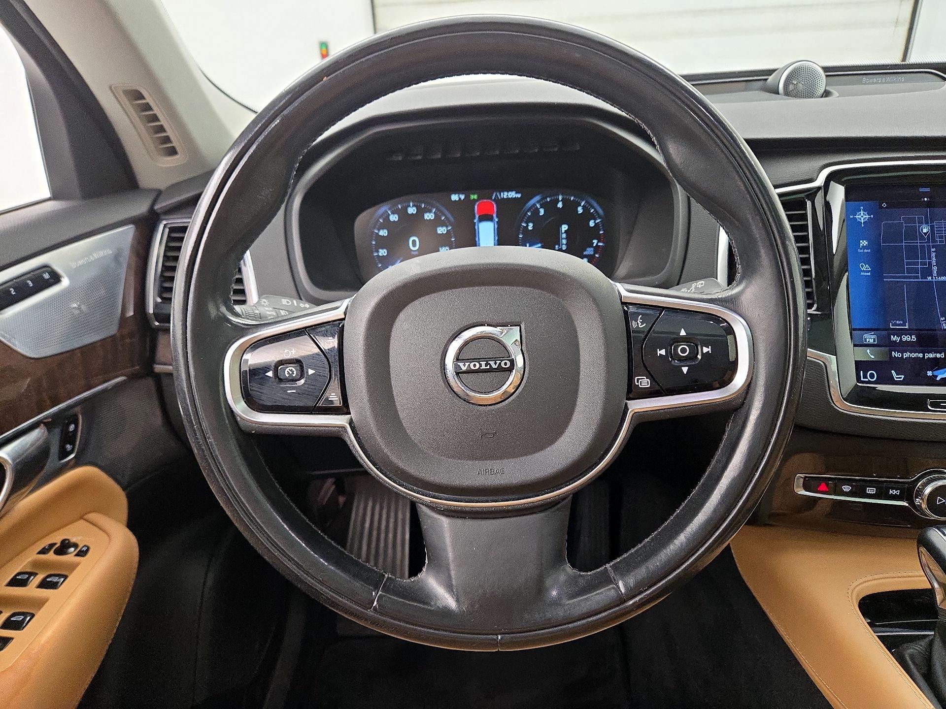 Thumbnail: 2016 Volvo XC90 - 10