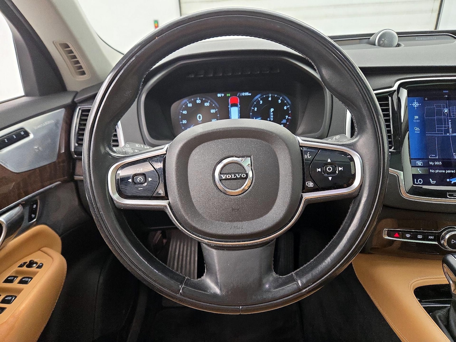 2016 Volvo XC90 Momentum - Photo 11