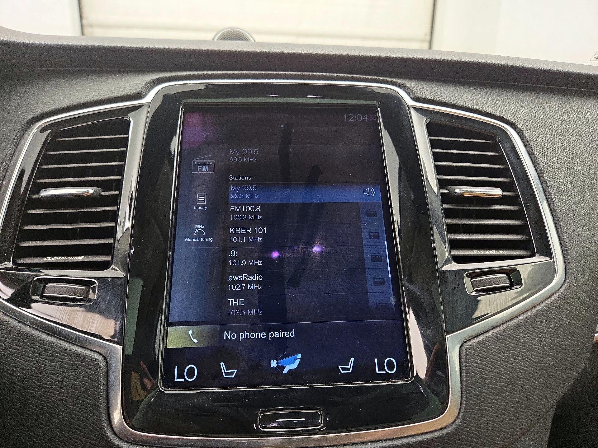 Thumbnail: 2016 Volvo XC90 - 16