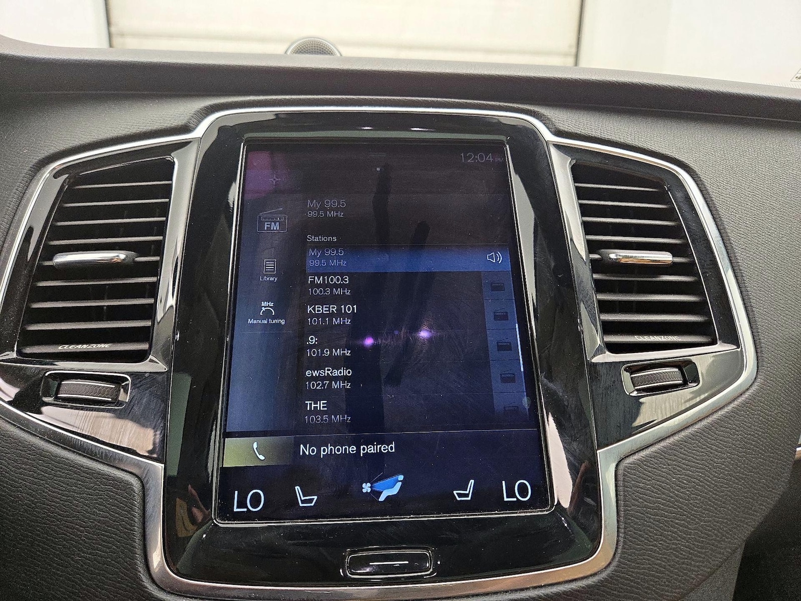 2016 Volvo XC90 Momentum - Photo 17