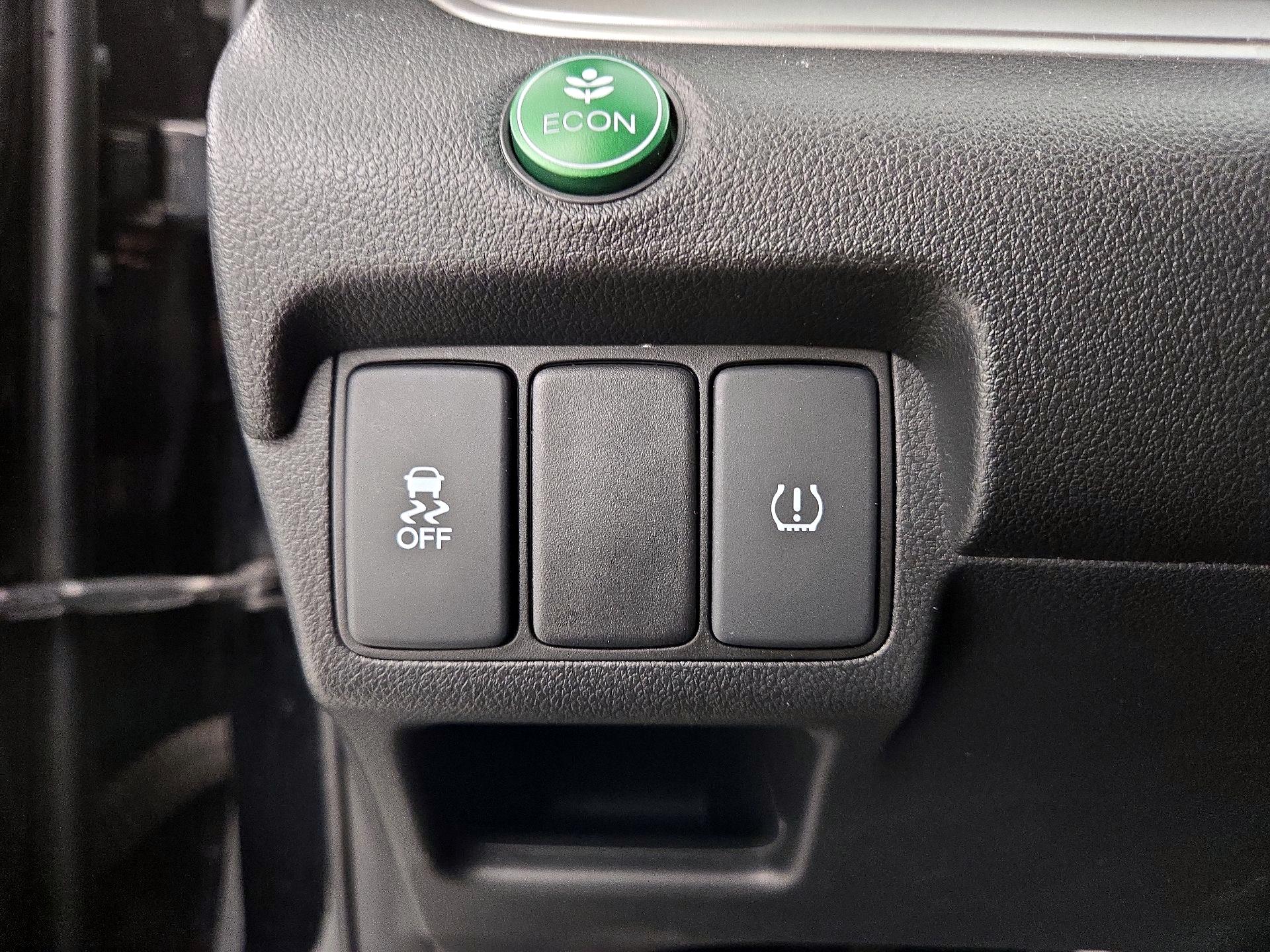 Thumbnail: 2016 Honda CR-V - 13