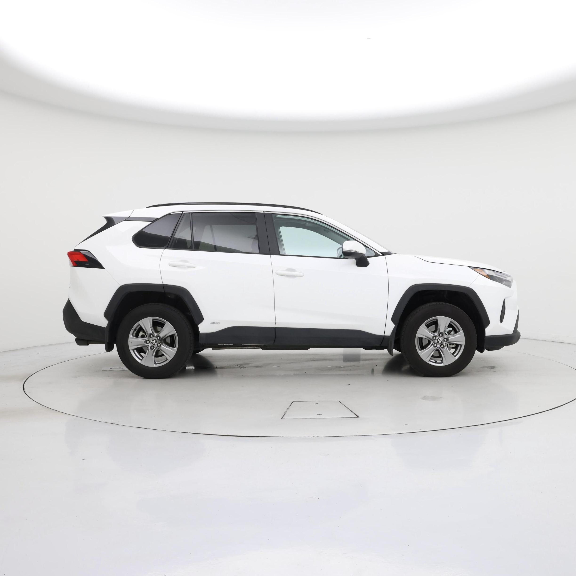 Thumbnail: 2025 Toyota RAV4 - 7