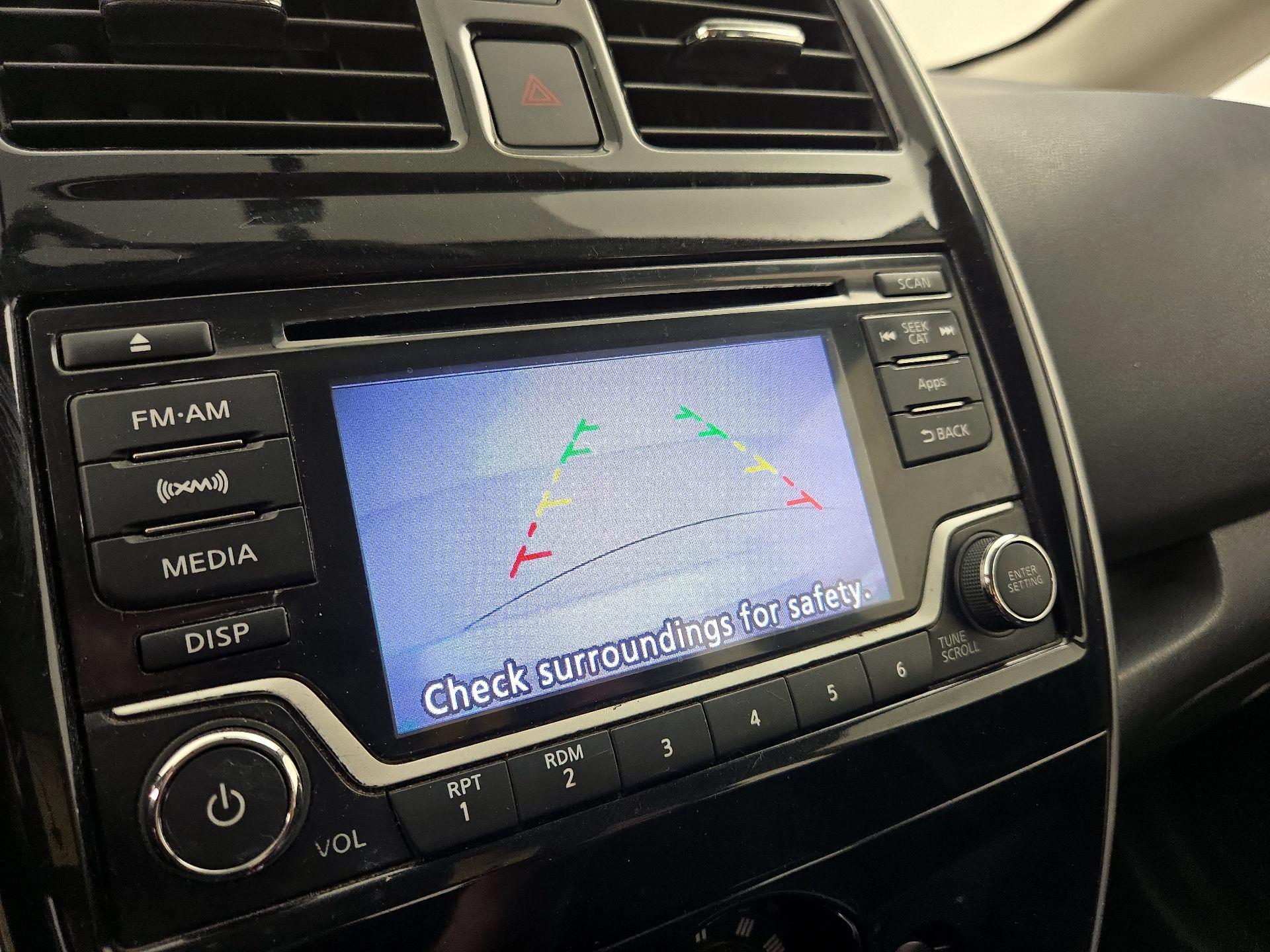 Thumbnail: 2016 Nissan Versa Note - 14