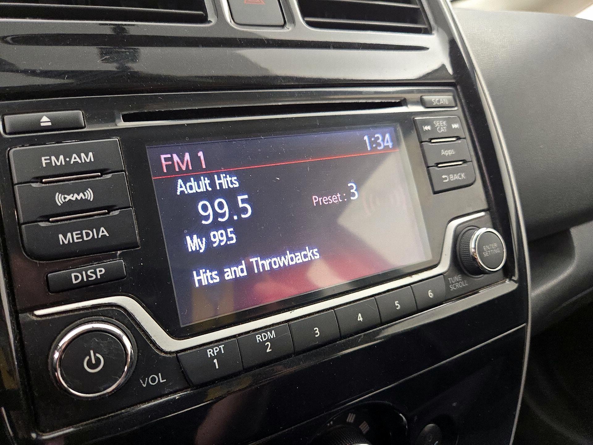 Thumbnail: 2016 Nissan Versa Note - 15
