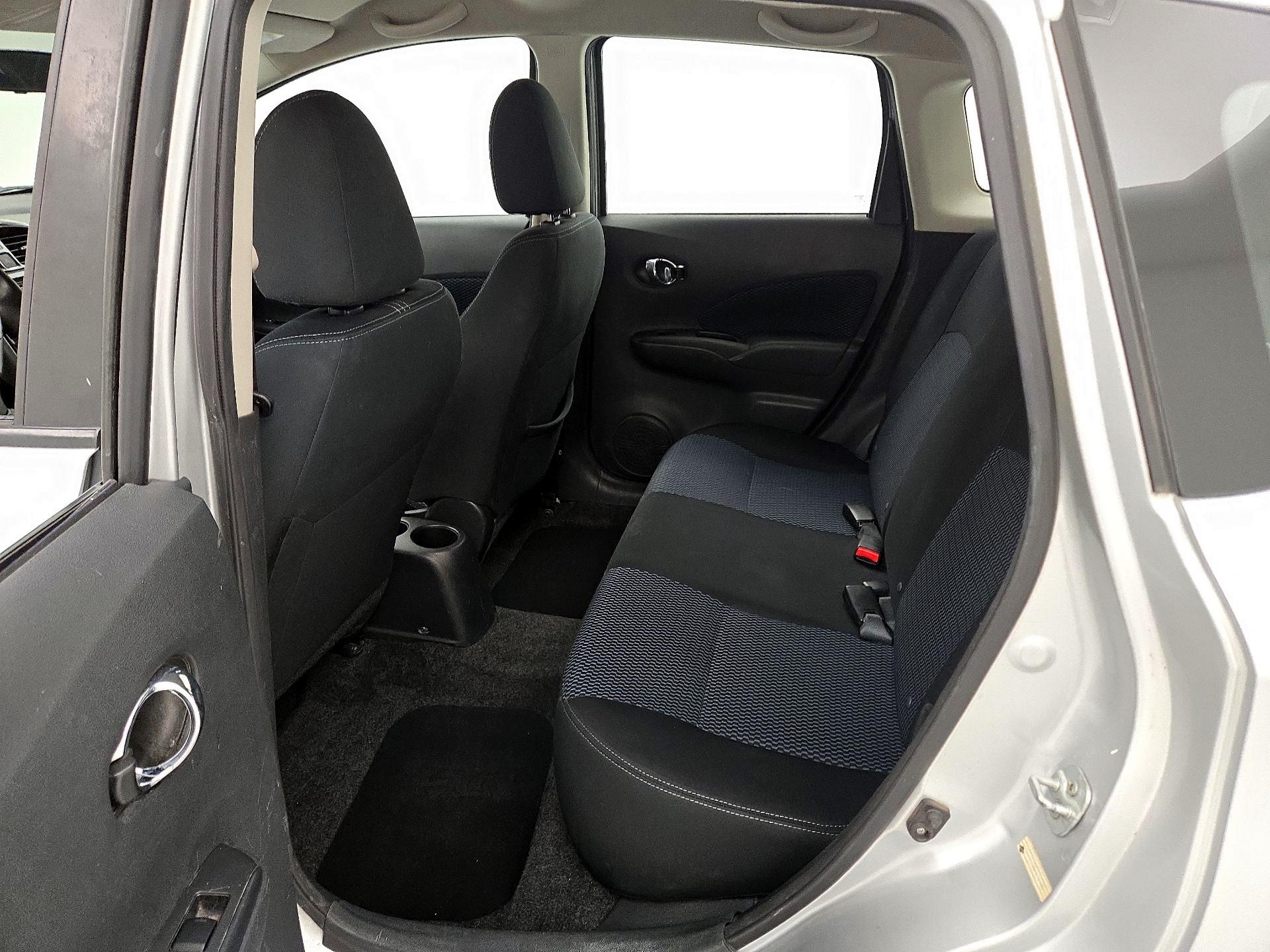Thumbnail: 2016 Nissan Versa Note - 19