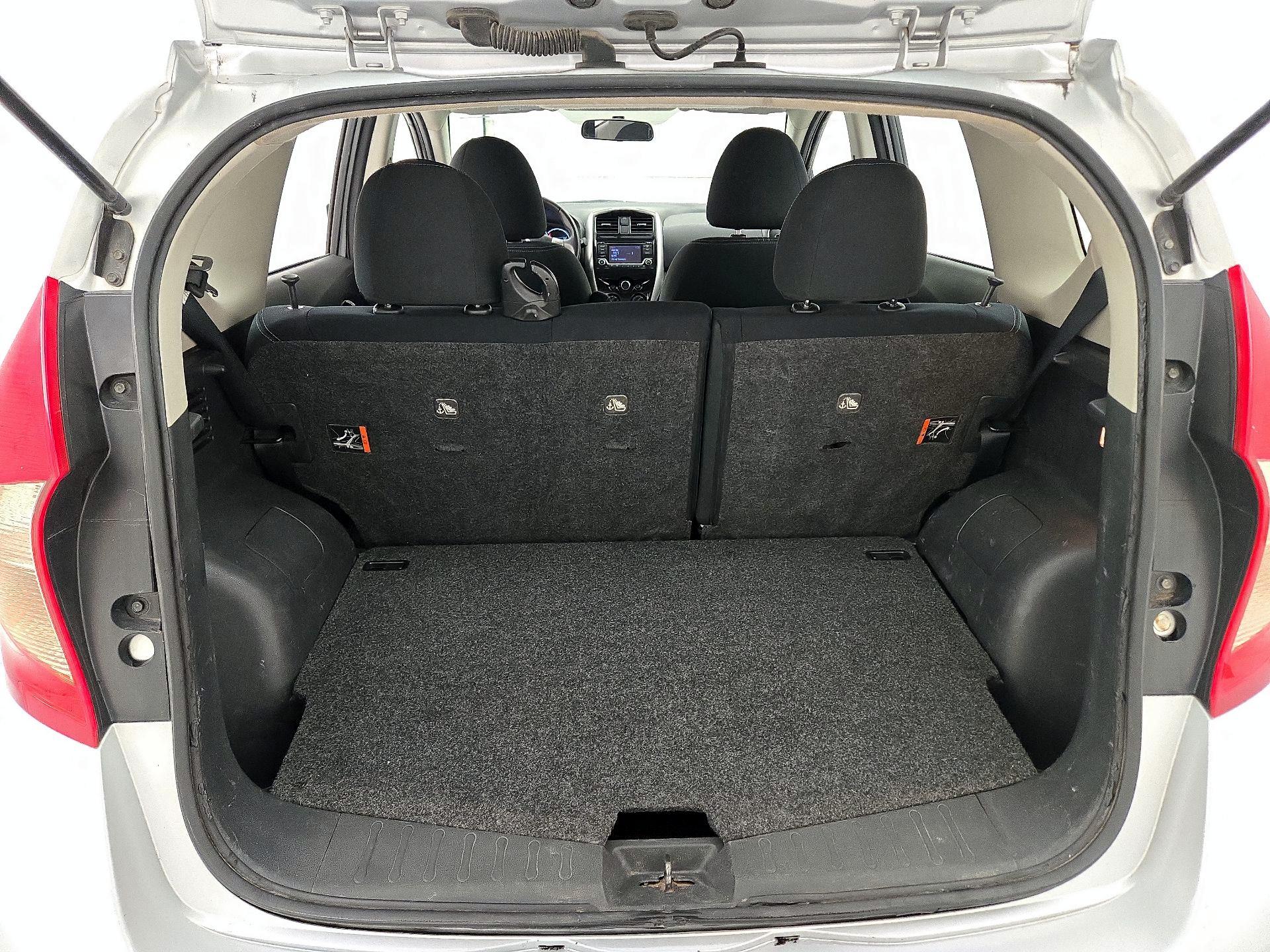 Thumbnail: 2016 Nissan Versa Note - 20
