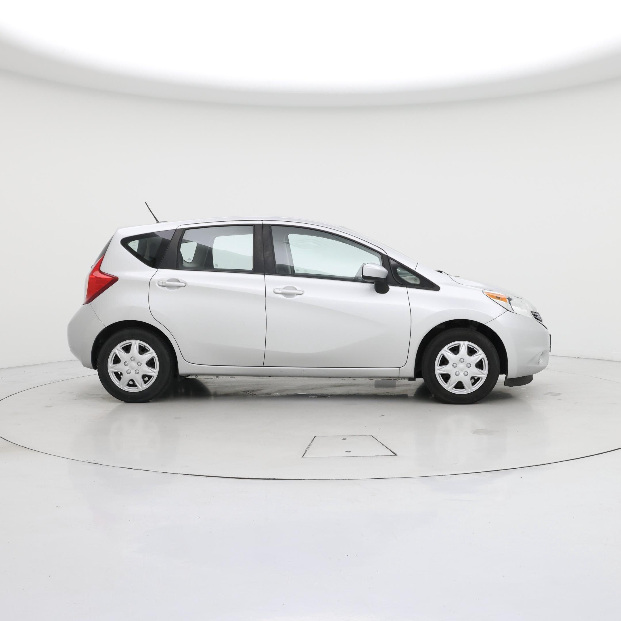 Thumbnail: 2016 Nissan Versa Note - 7