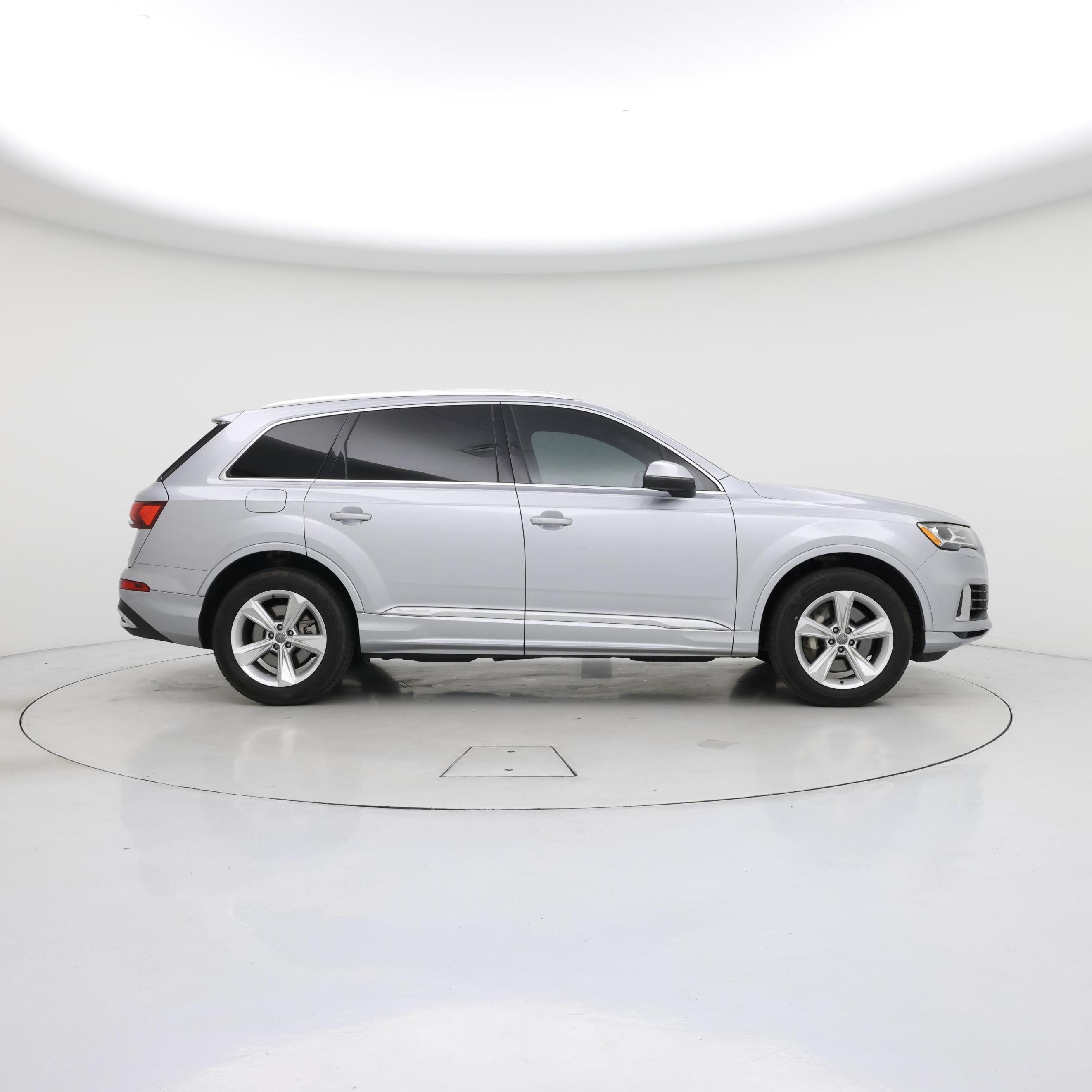Thumbnail: 2020 Audi Q7 - 7