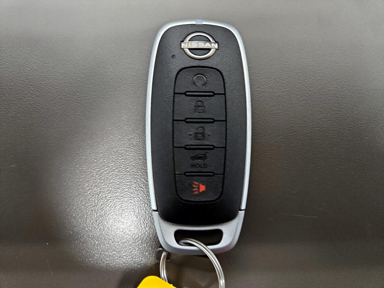 2024 Nissan Rogue SV - Photo 25