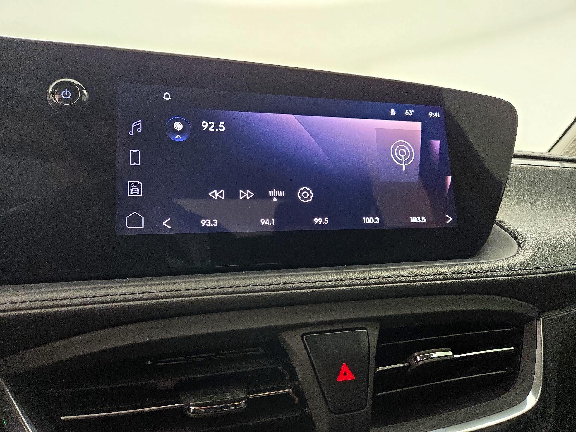 Thumbnail: 2024 Buick Encore GX - 15