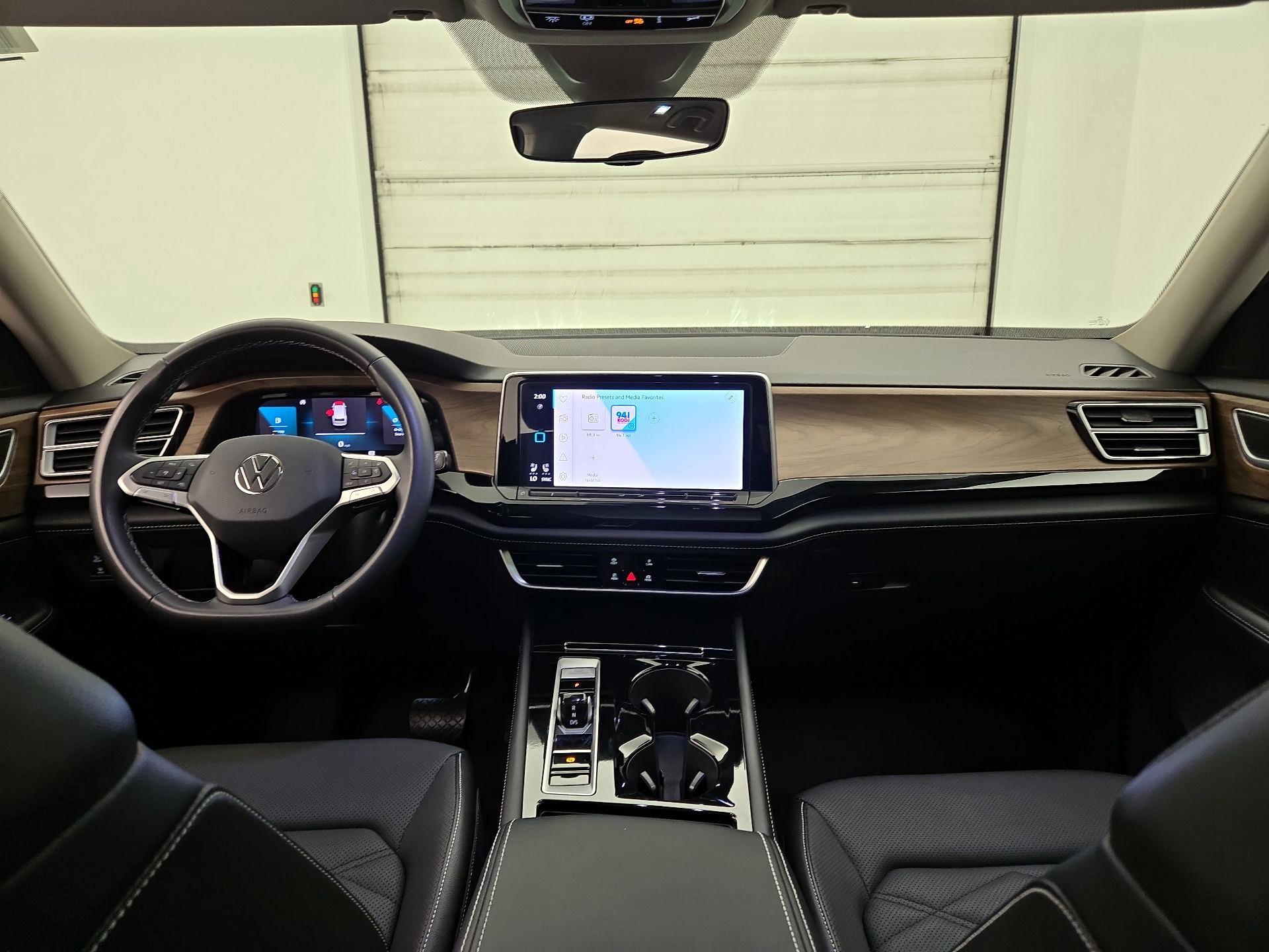 Thumbnail: 2024 Volkswagen Atlas - 9