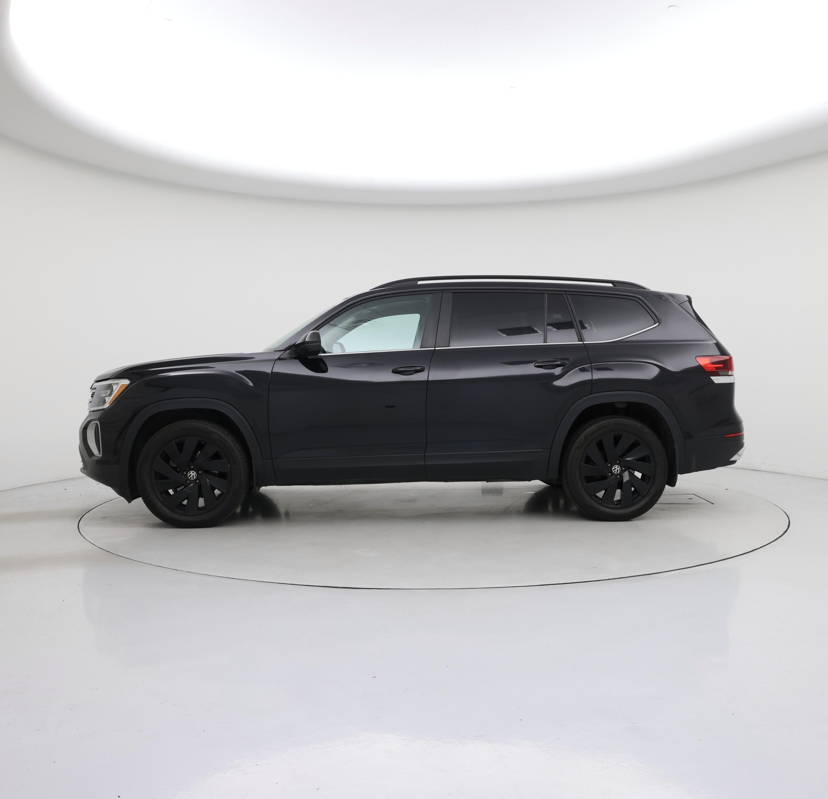 Thumbnail: 2024 Volkswagen Atlas - 3