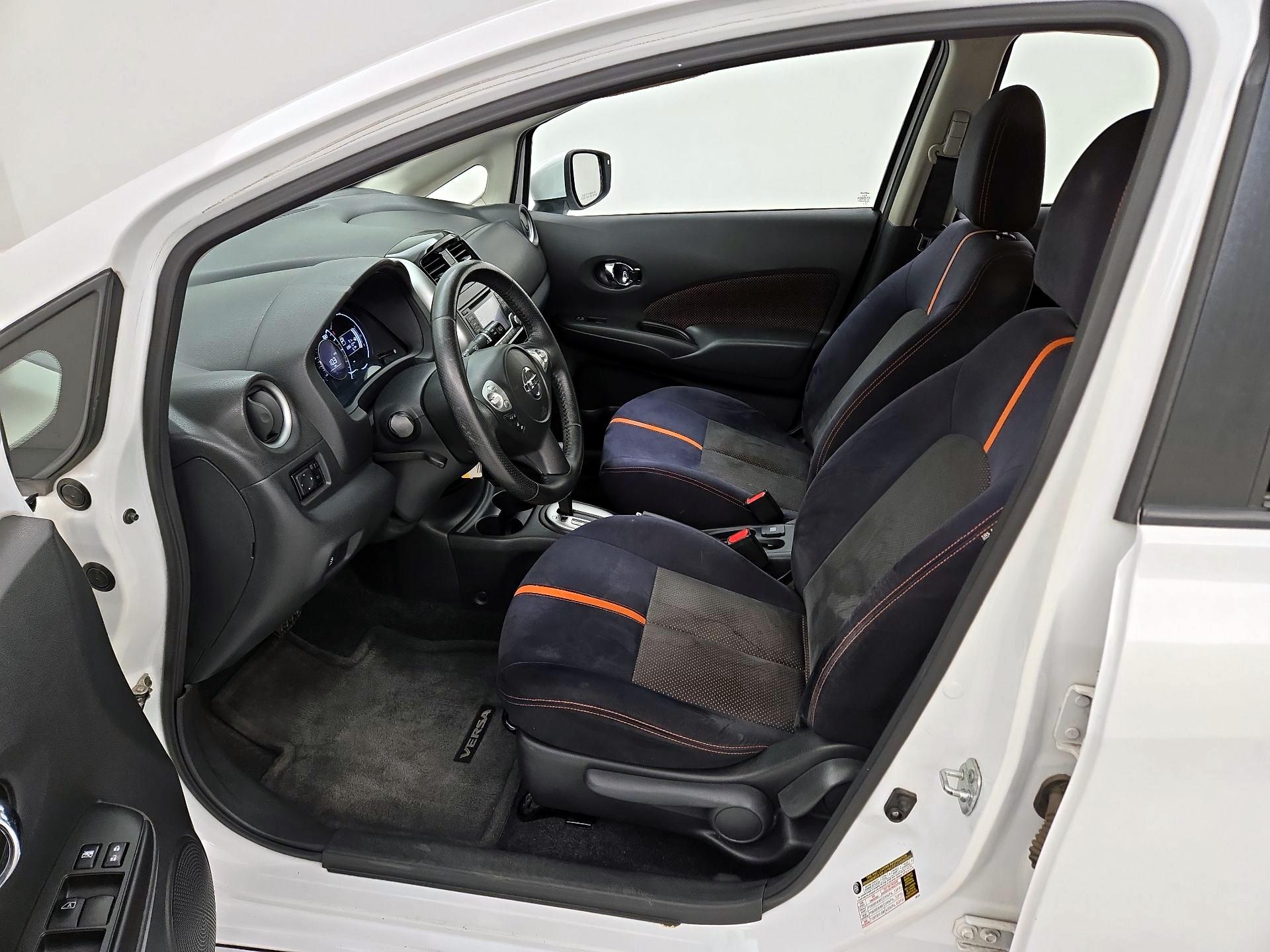 Thumbnail: 2015 Nissan Versa Note - 11