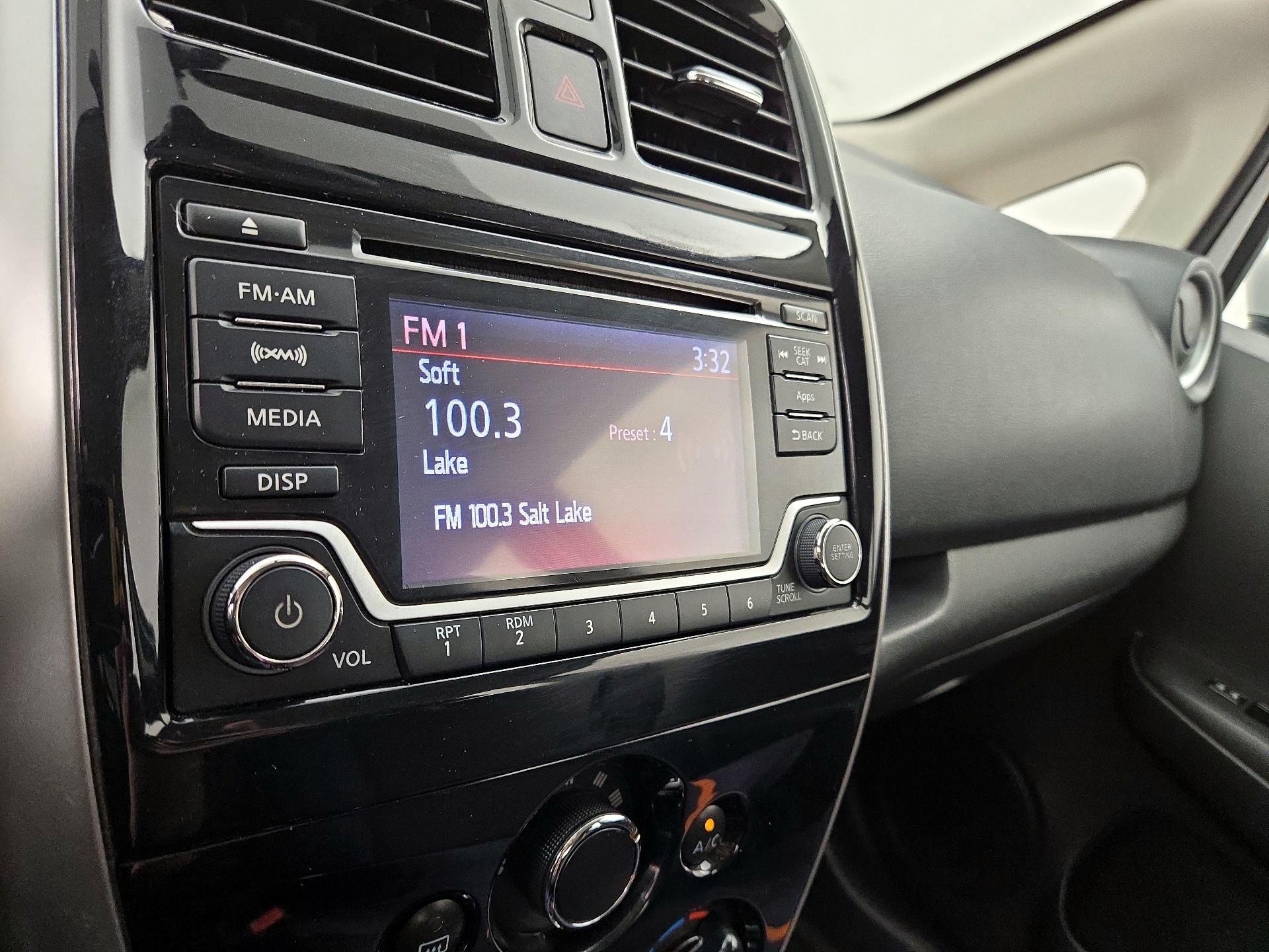 Thumbnail: 2015 Nissan Versa Note - 15