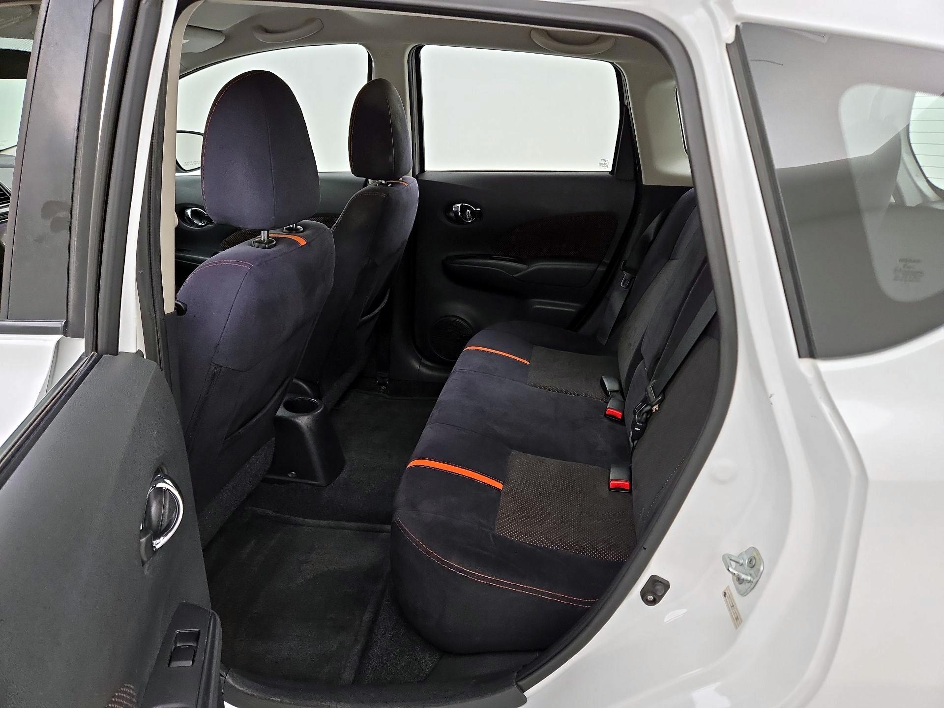 Thumbnail: 2015 Nissan Versa Note - 19