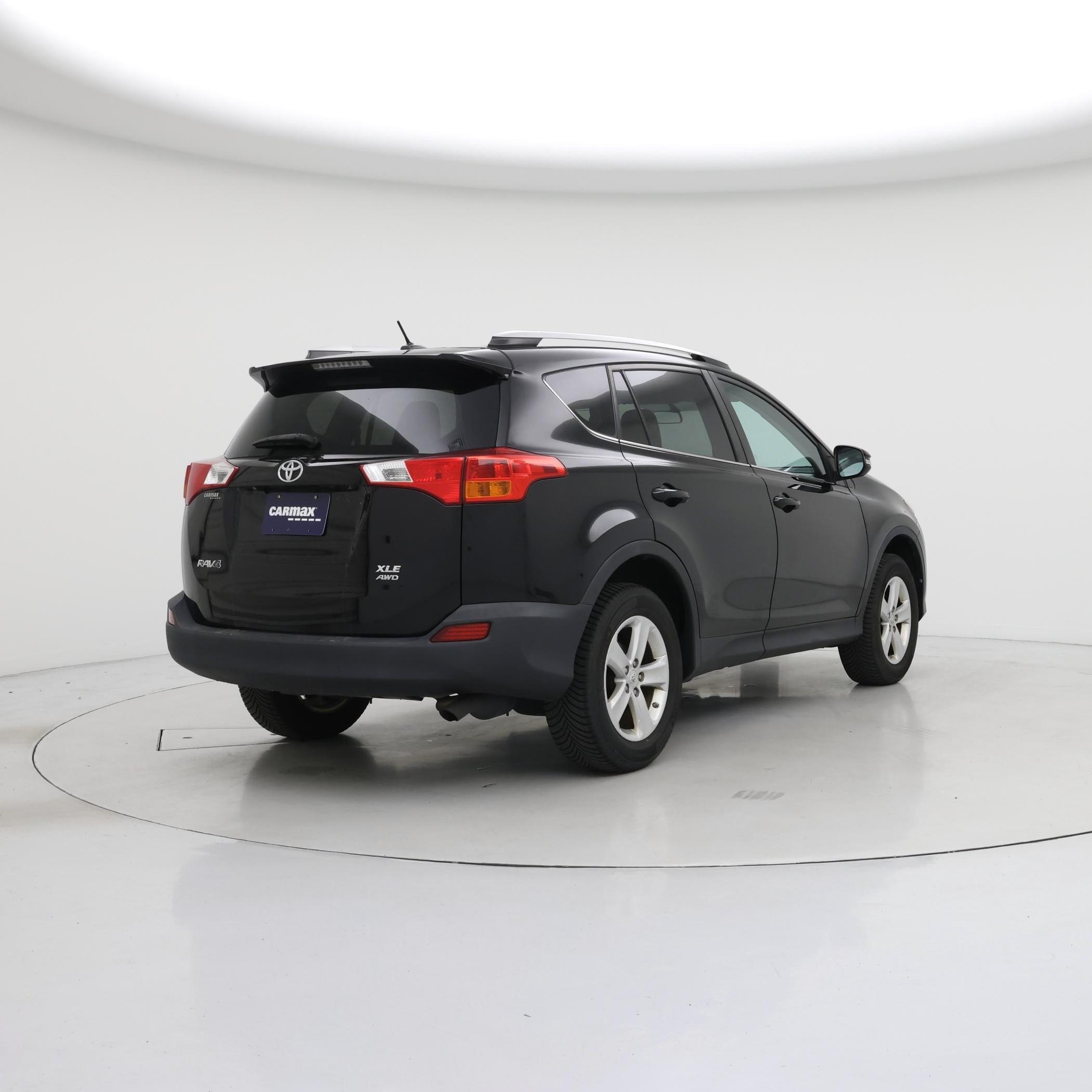 Thumbnail: 2014 Toyota RAV4 - 8