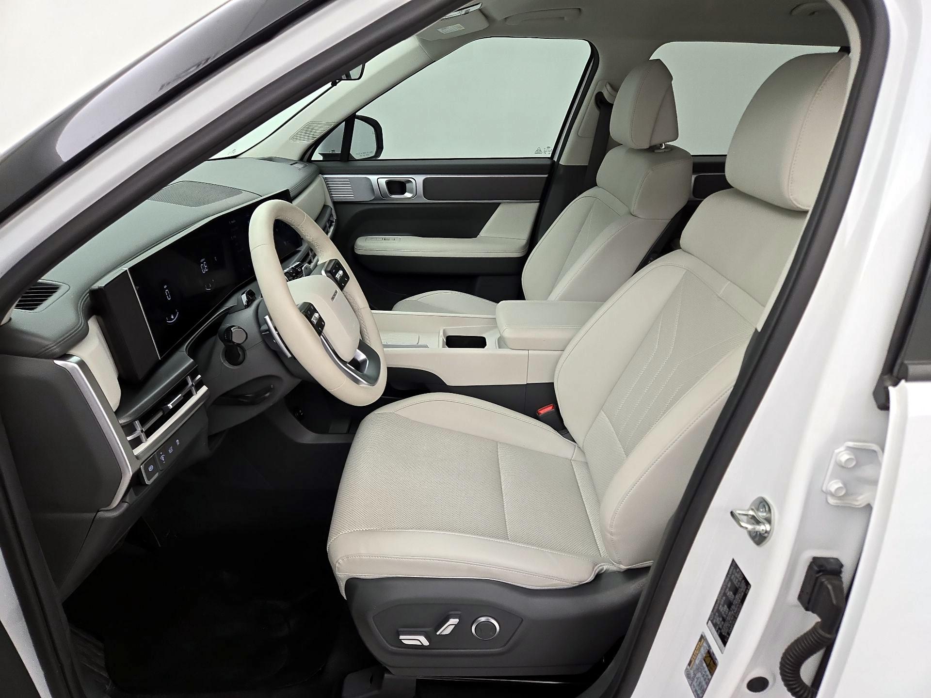 Thumbnail: 2024 Hyundai Santa Fe - 11