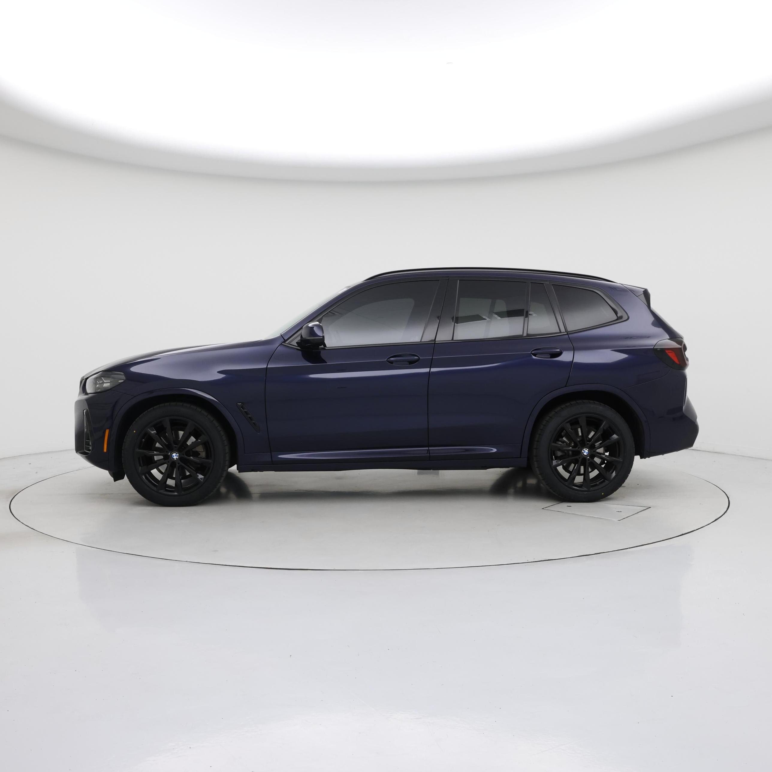 Thumbnail: 2023 BMW X3 - 3