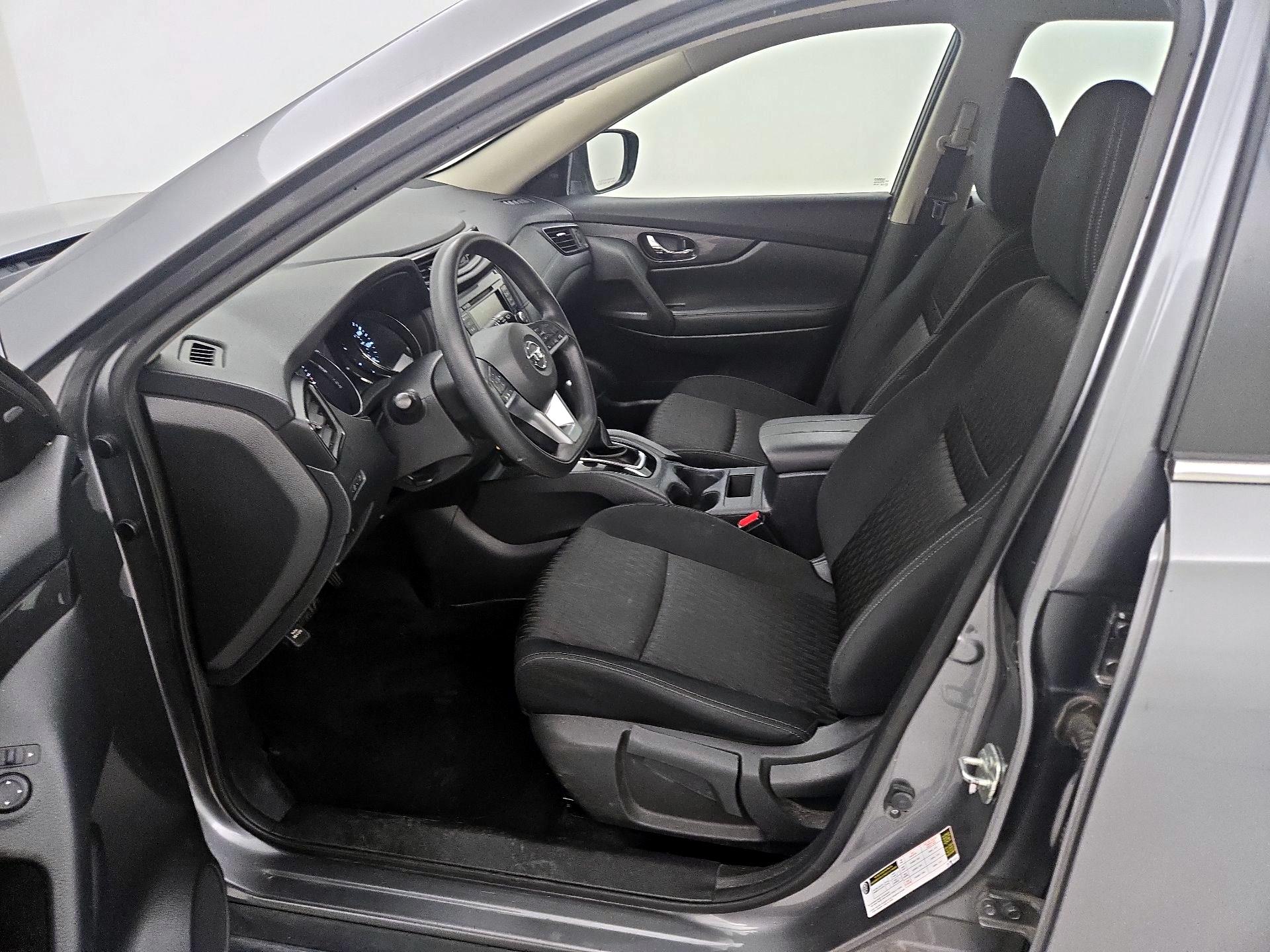 Thumbnail: 2018 Nissan Rogue - 11