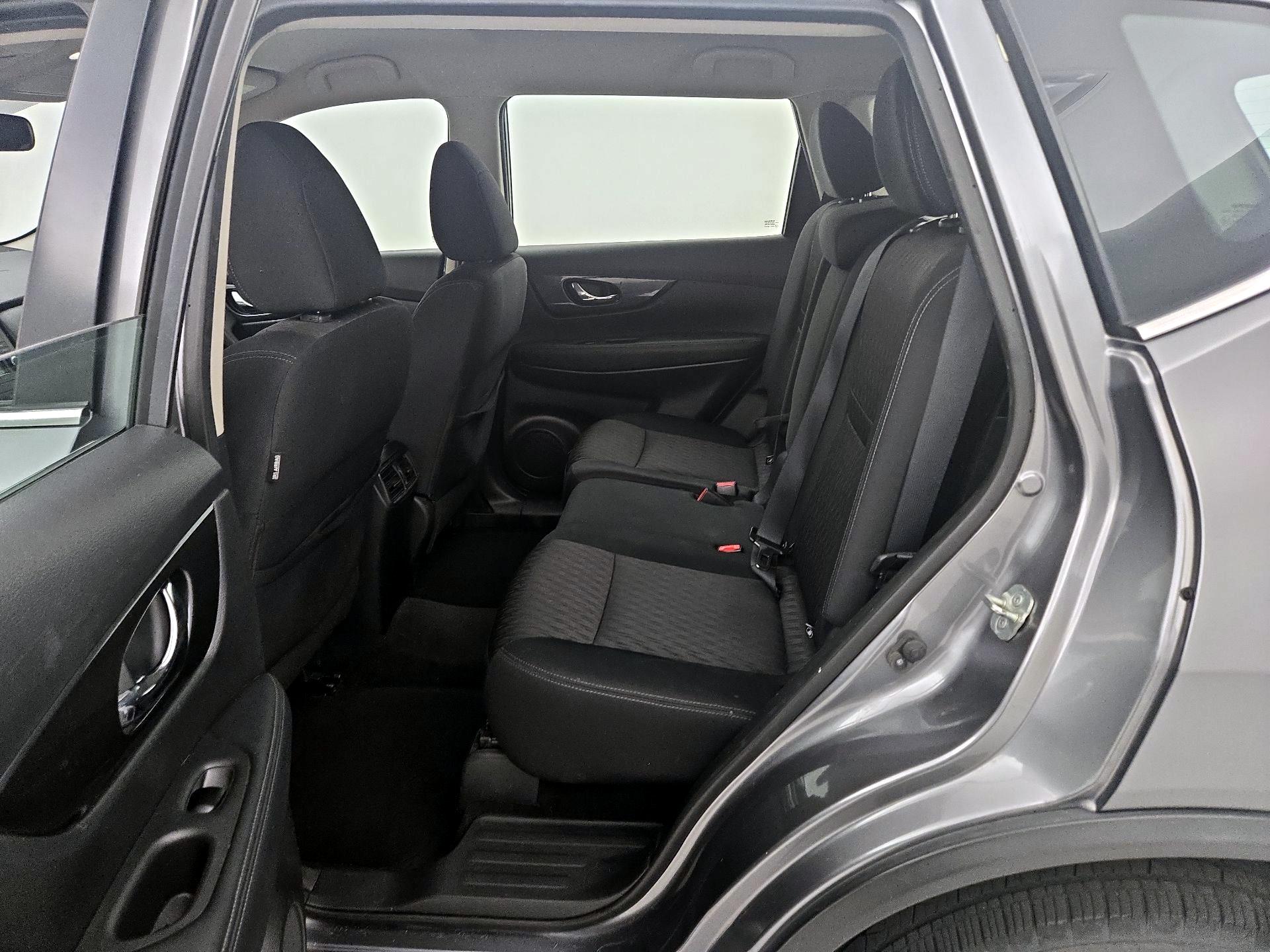 Thumbnail: 2018 Nissan Rogue - 19