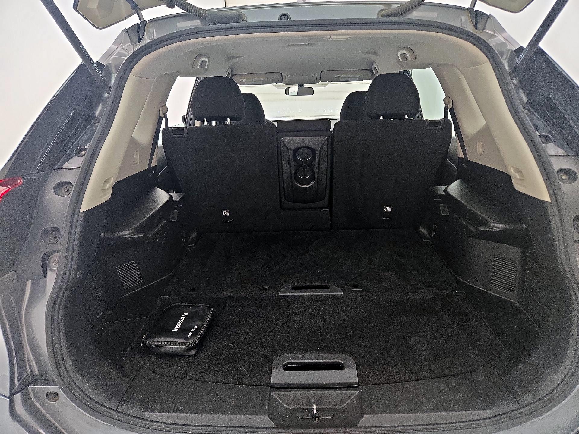 Thumbnail: 2018 Nissan Rogue - 20