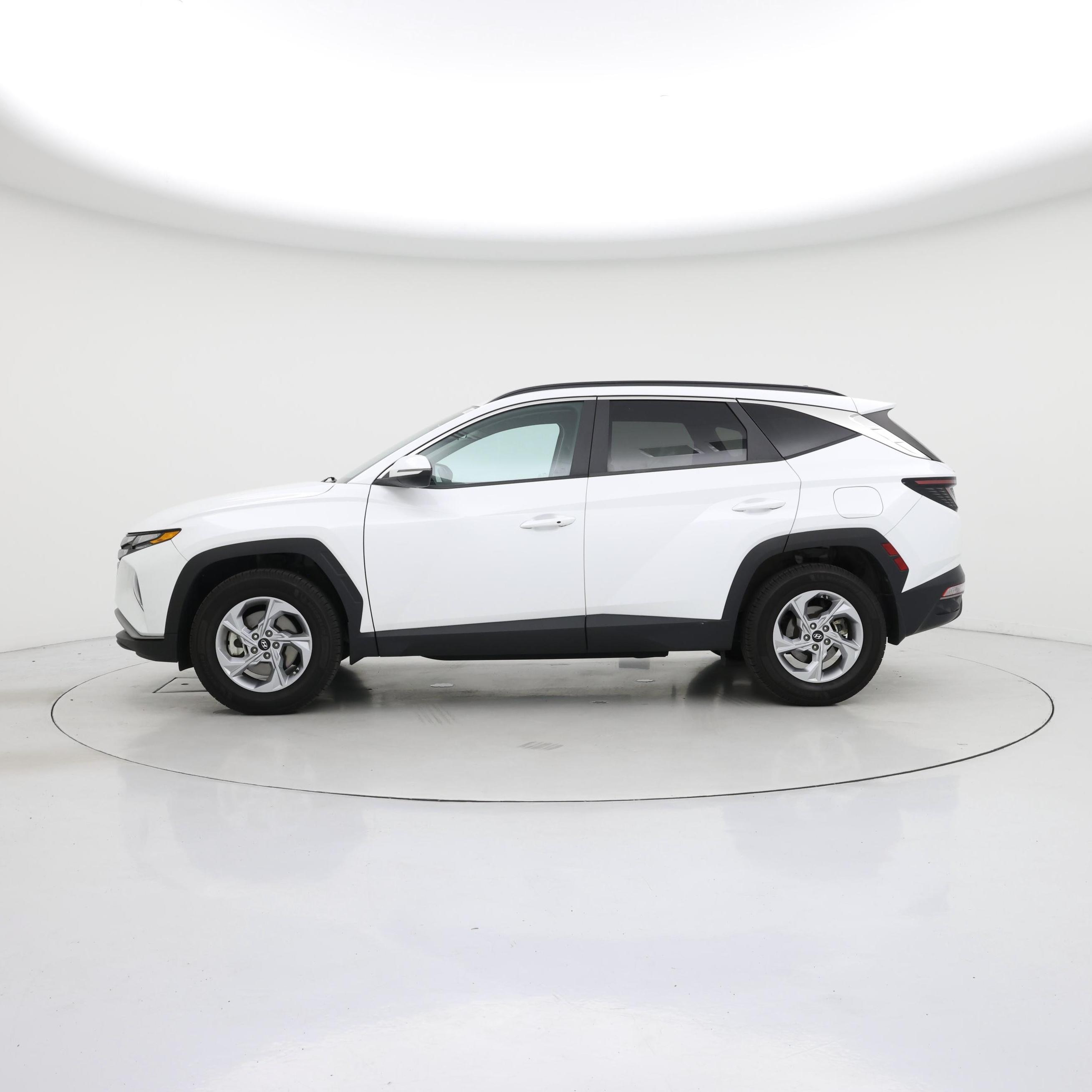 Thumbnail: 2022 Hyundai Tucson - 3
