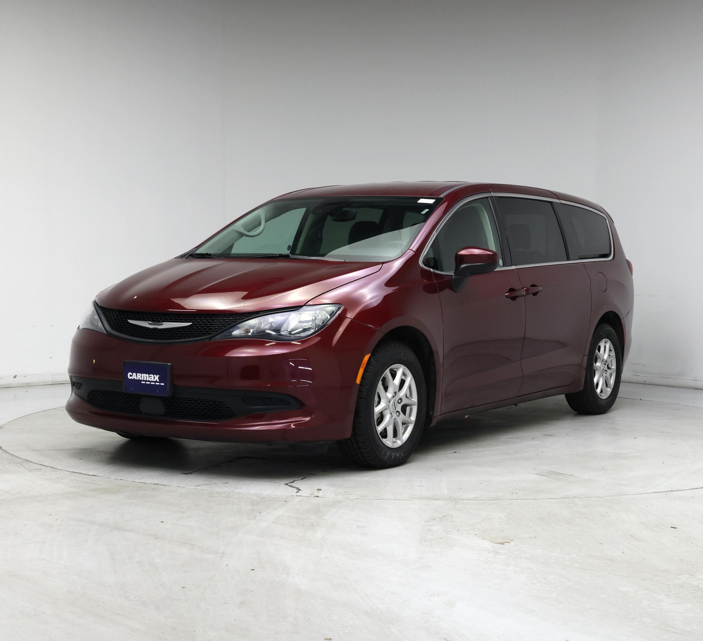 Thumbnail: 2023 Chrysler Voyager - 4
