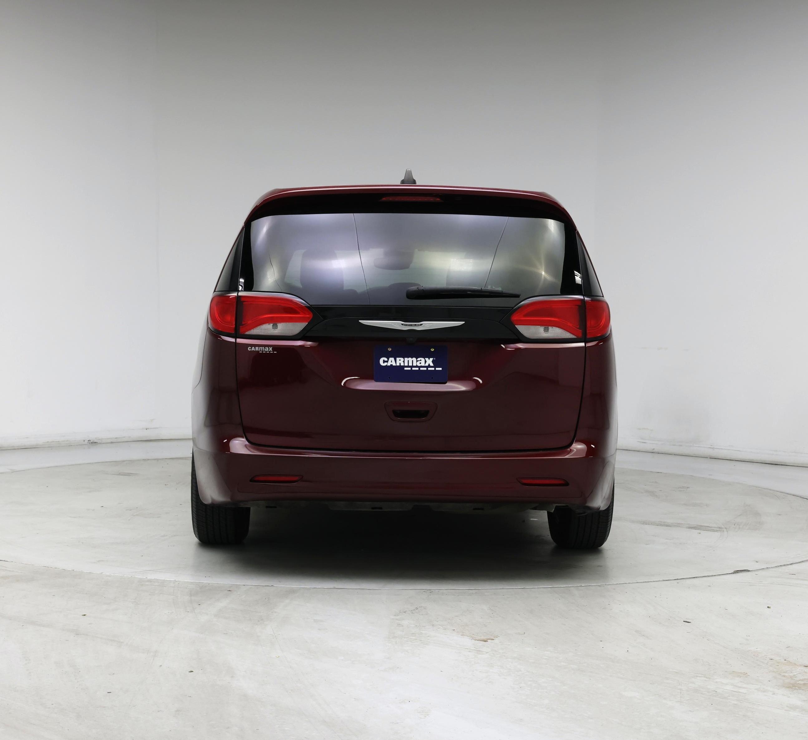 Thumbnail: 2023 Chrysler Voyager - 6