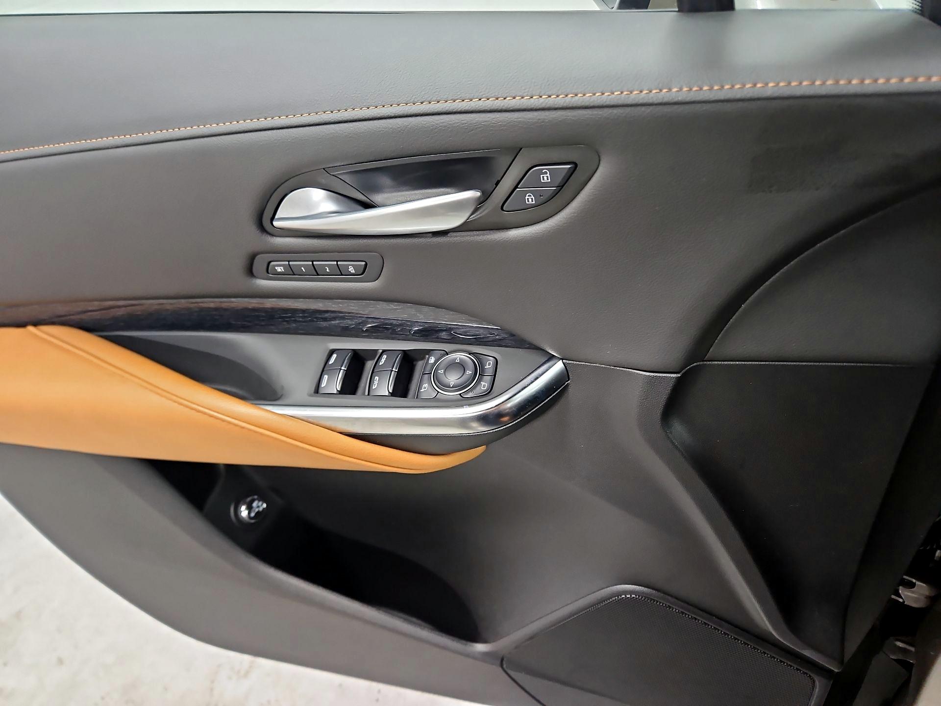 Thumbnail: 2025 Cadillac XT4 - 12