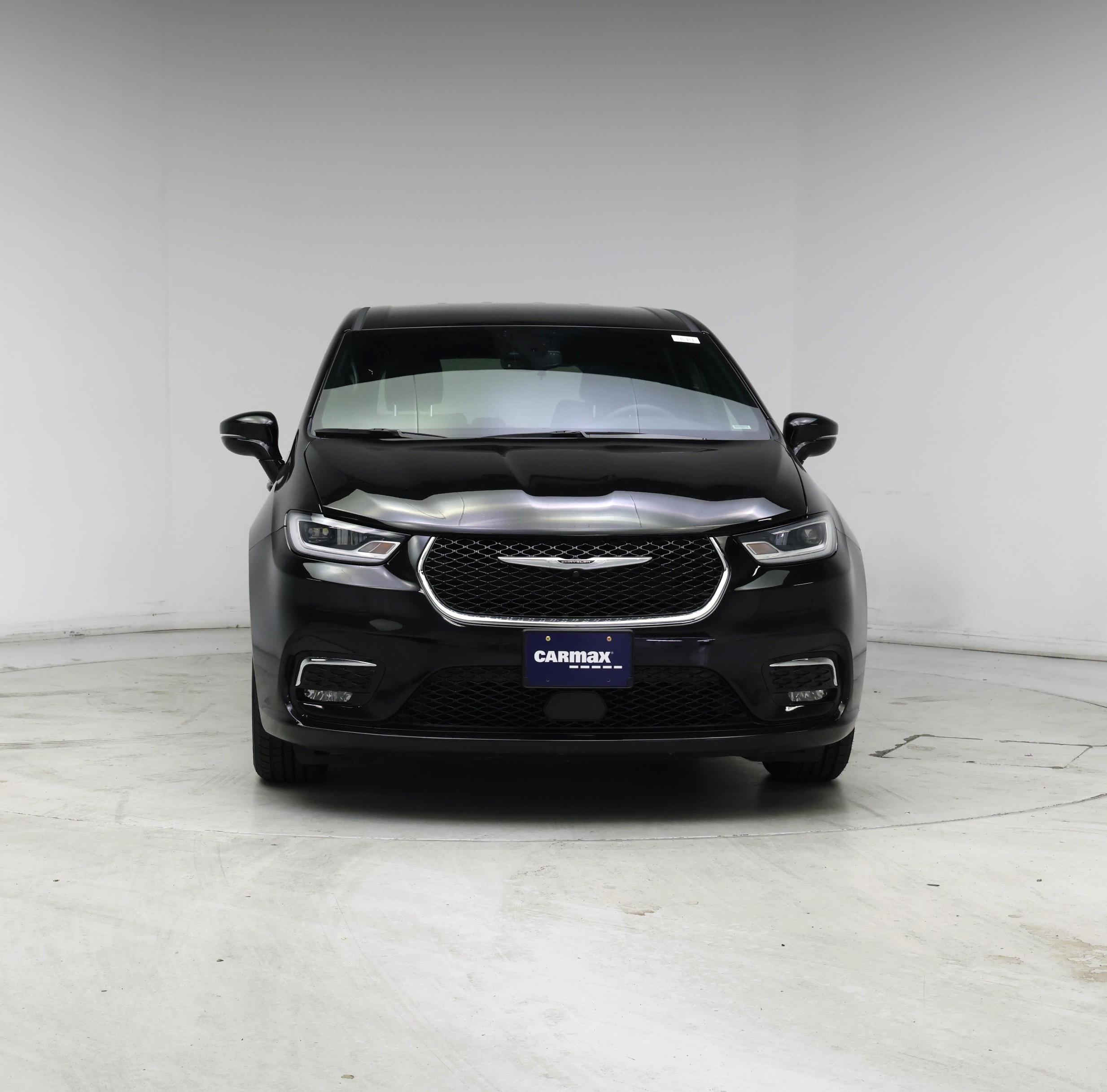 Thumbnail: 2025 Chrysler Pacifica - 5