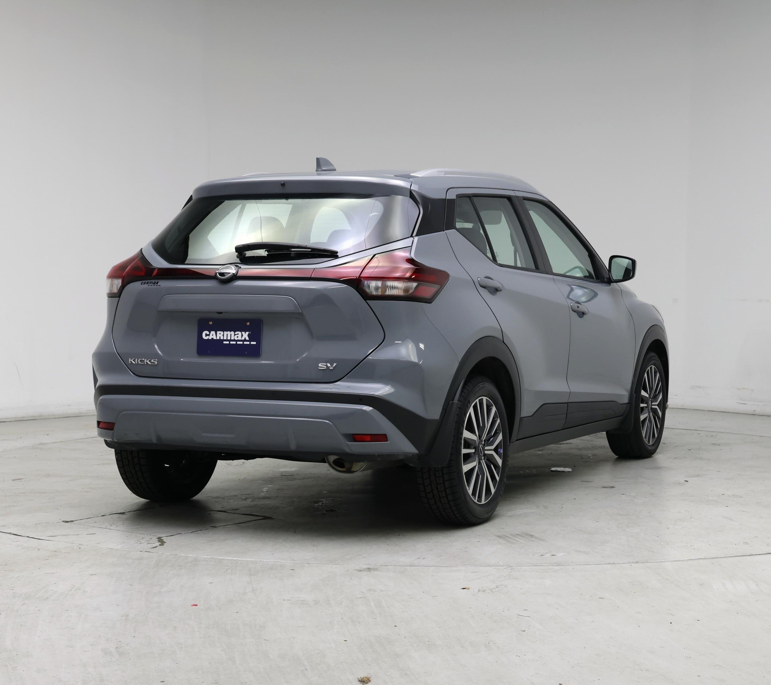Thumbnail: 2023 Nissan Kicks - 8