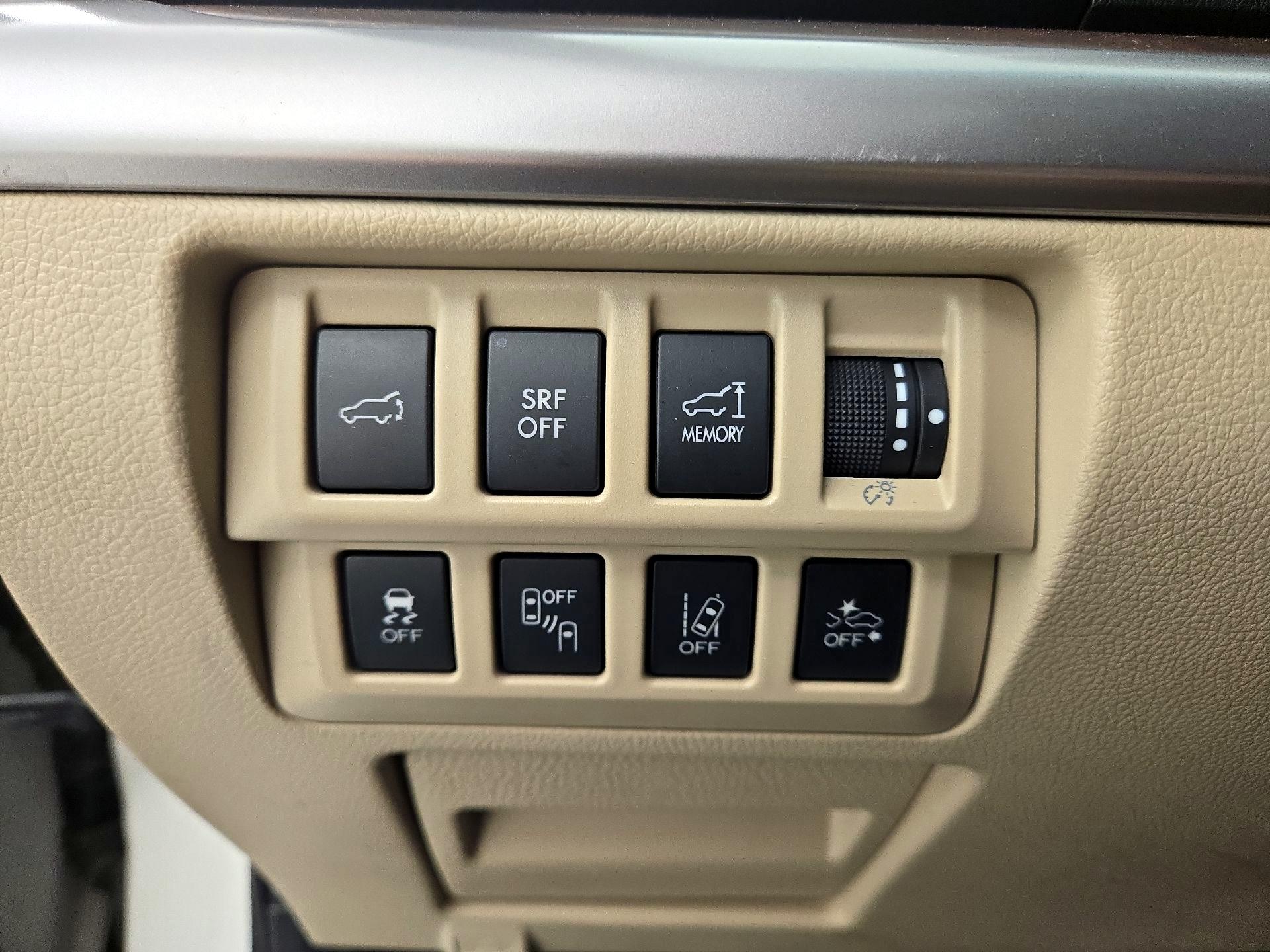 Thumbnail: 2016 Subaru Outback - 13
