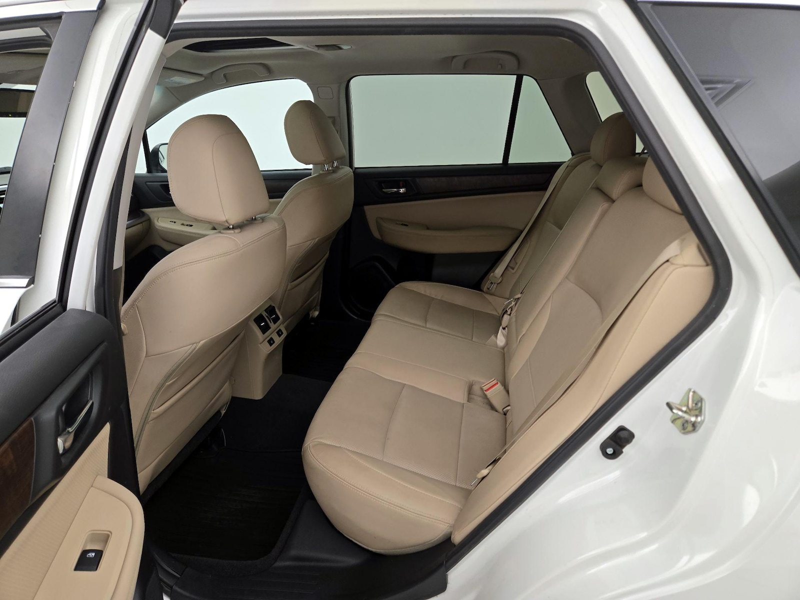 2016 Subaru Outback Limited - Photo 22