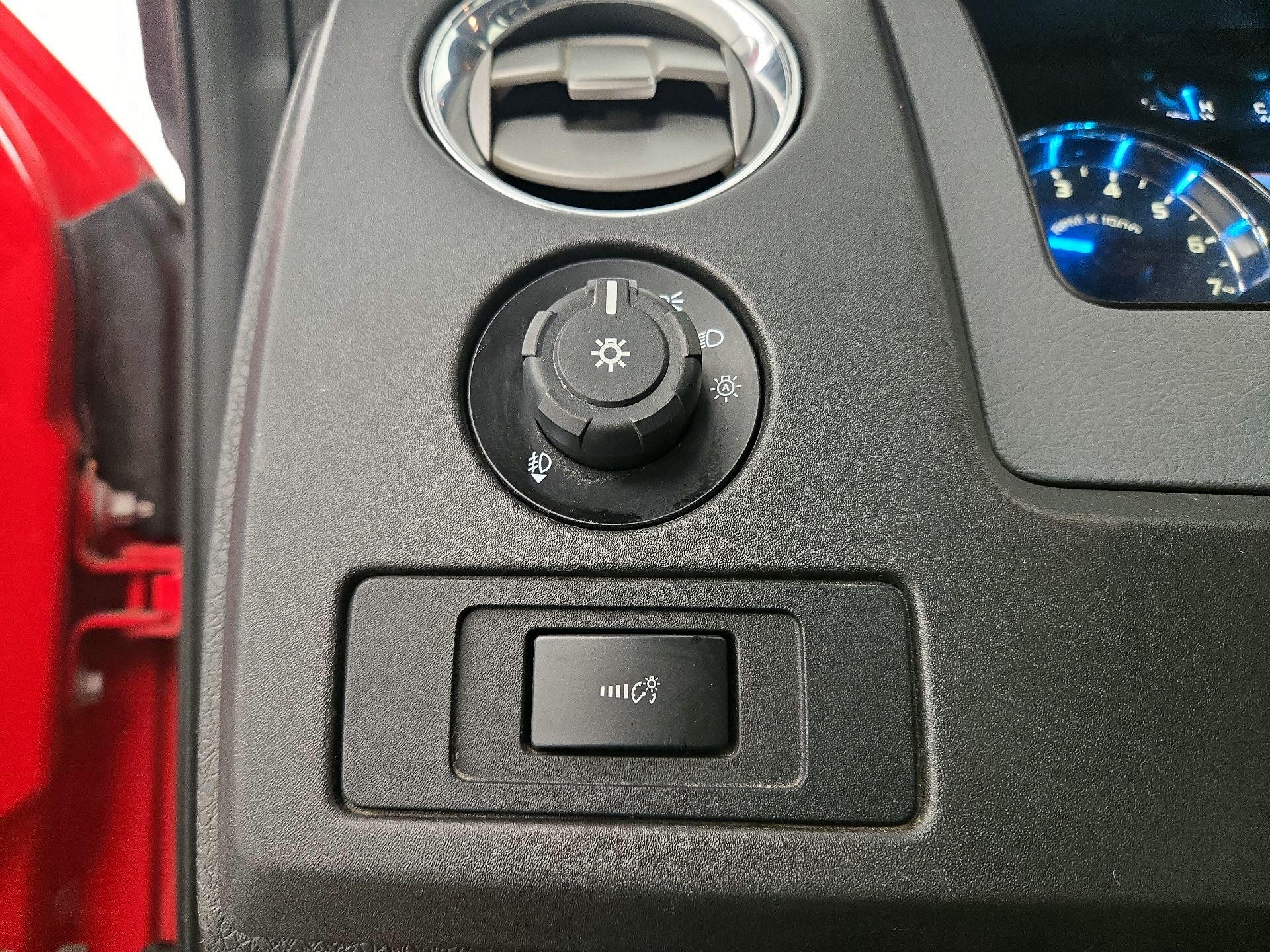 Thumbnail: 2014 Ford F-150 - 13